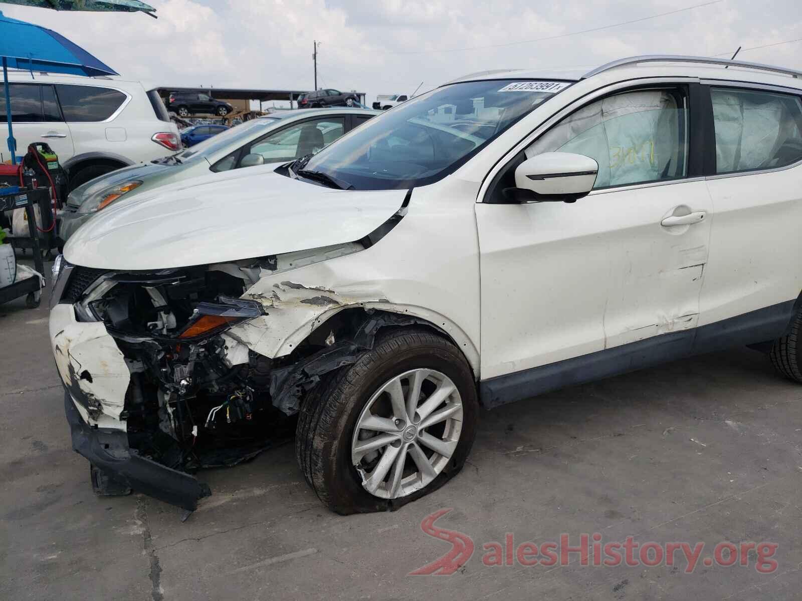 JN1BJ1CP4HW012801 2017 NISSAN ROGUE