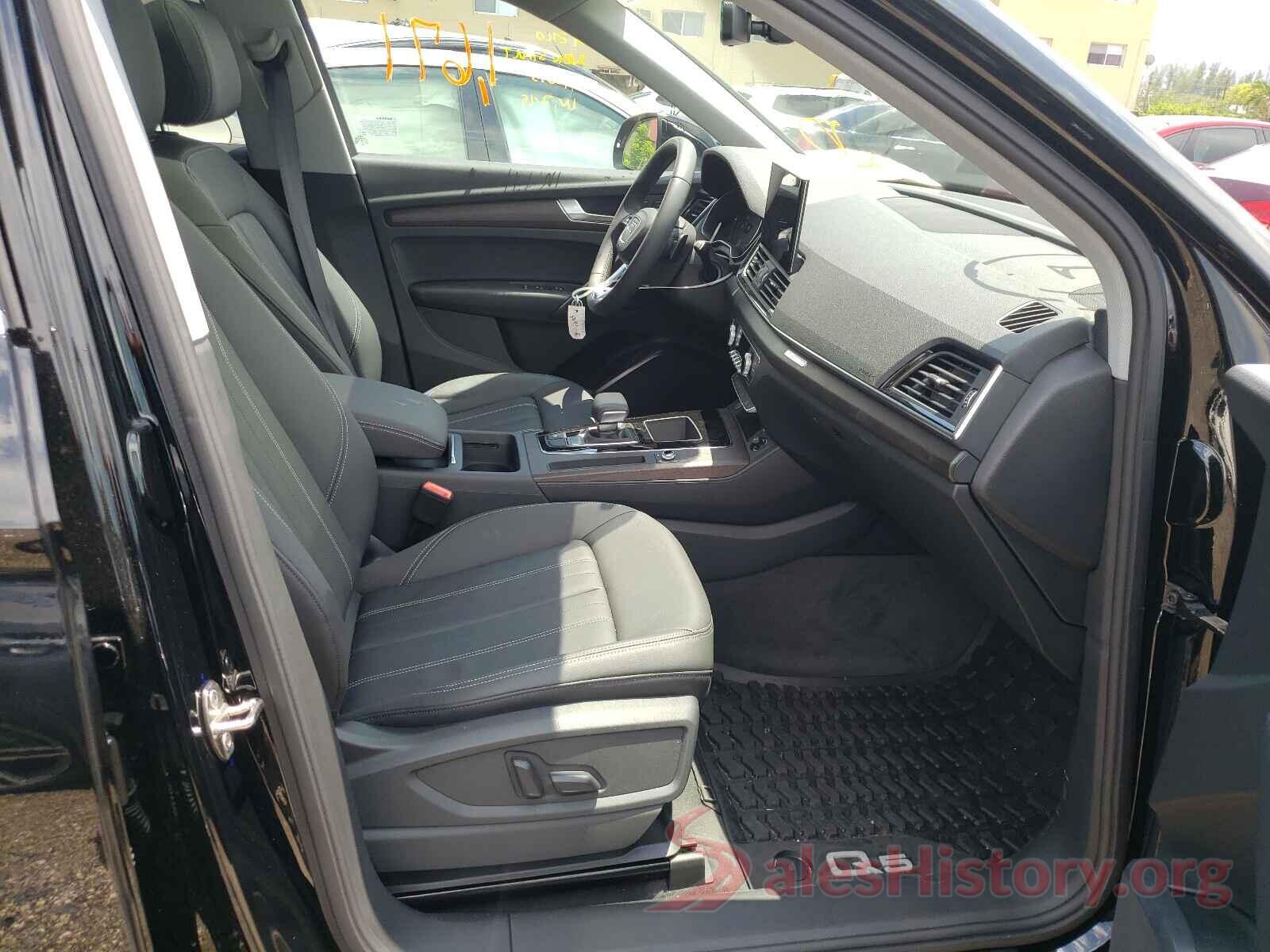 WA1AAAFY7M2072158 2021 AUDI Q5