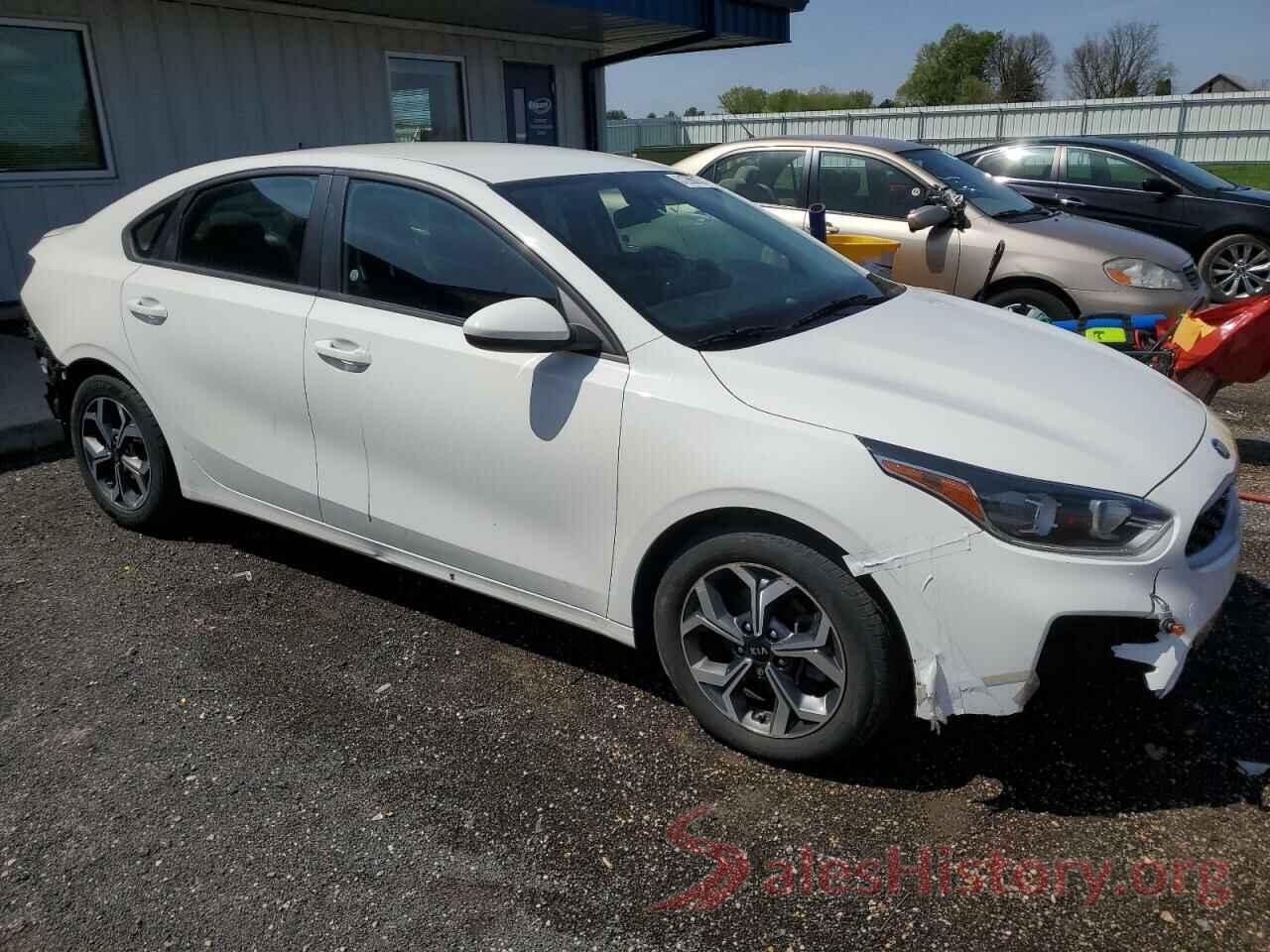 3KPF24AD0KE137902 2019 KIA FORTE