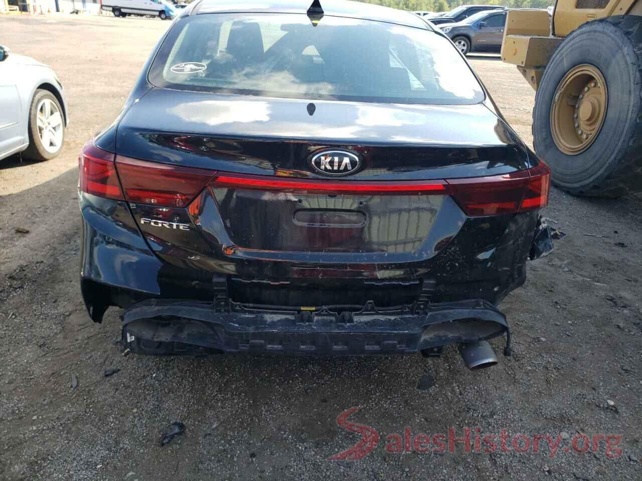 3KPF24AD1KE124897 2019 KIA FORTE