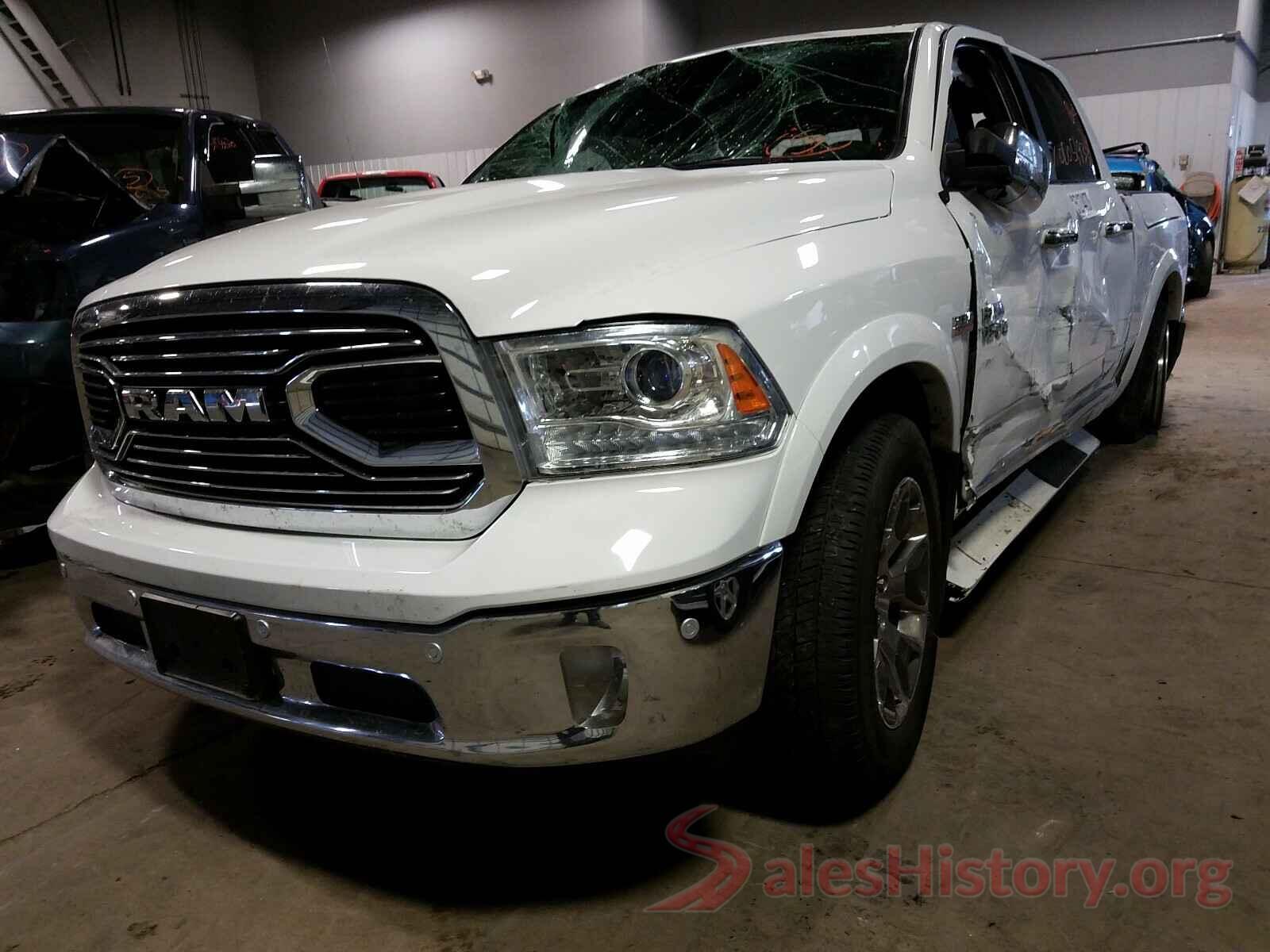 1C6RR7PT6JS237112 2018 DODGE RAM