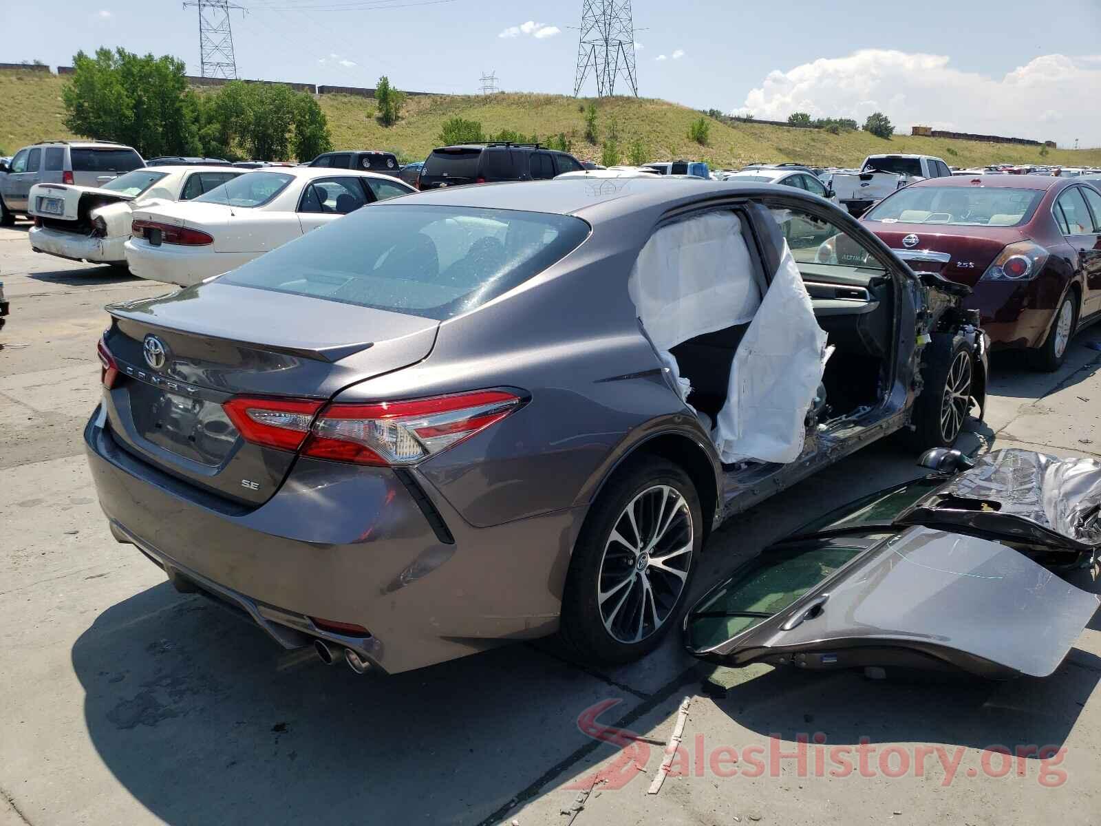 4T1B11HK5JU008697 2018 TOYOTA CAMRY