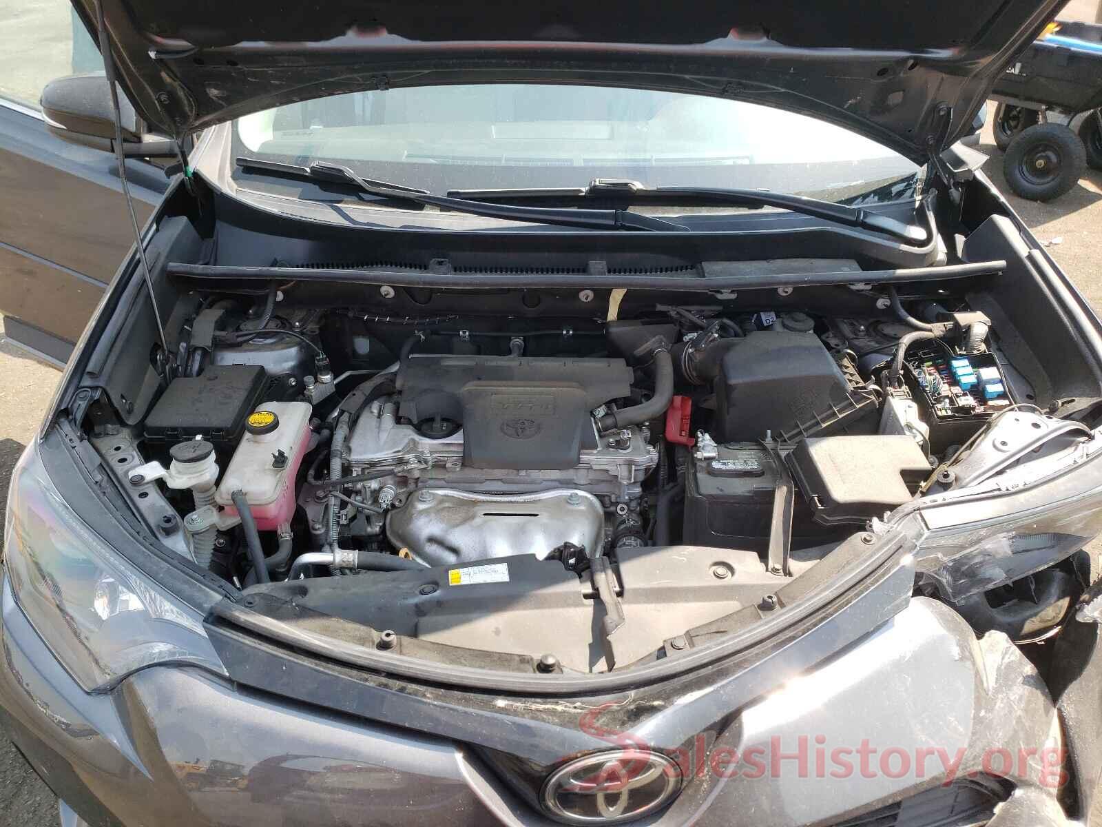 2T3RFREV5JW719613 2018 TOYOTA RAV4