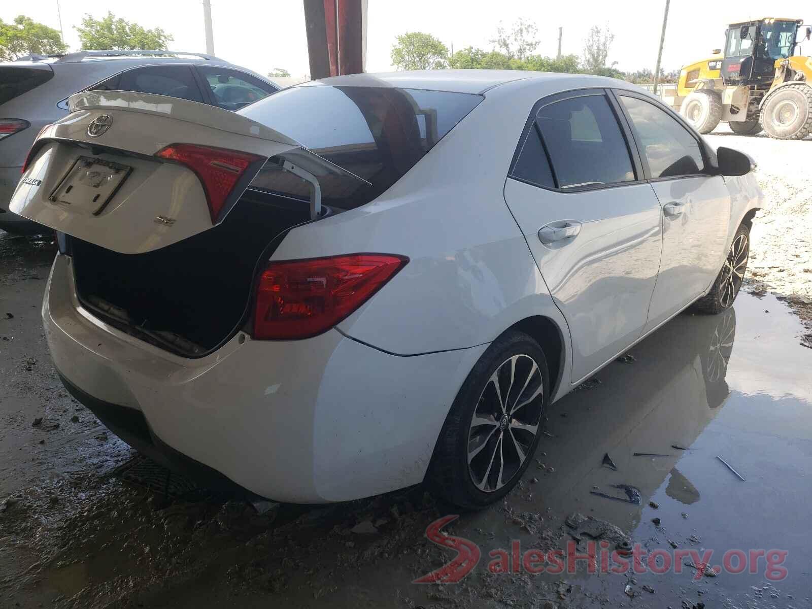 5YFBURHE3JP805726 2018 TOYOTA COROLLA