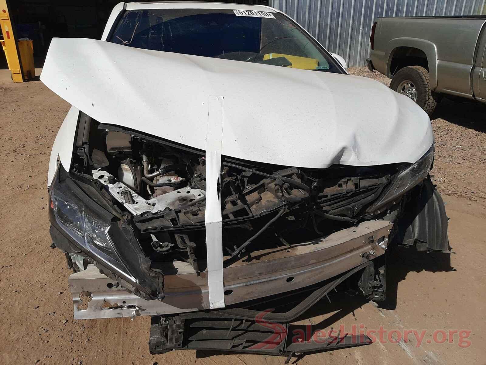 4T1B21HK8JU007444 2018 TOYOTA CAMRY