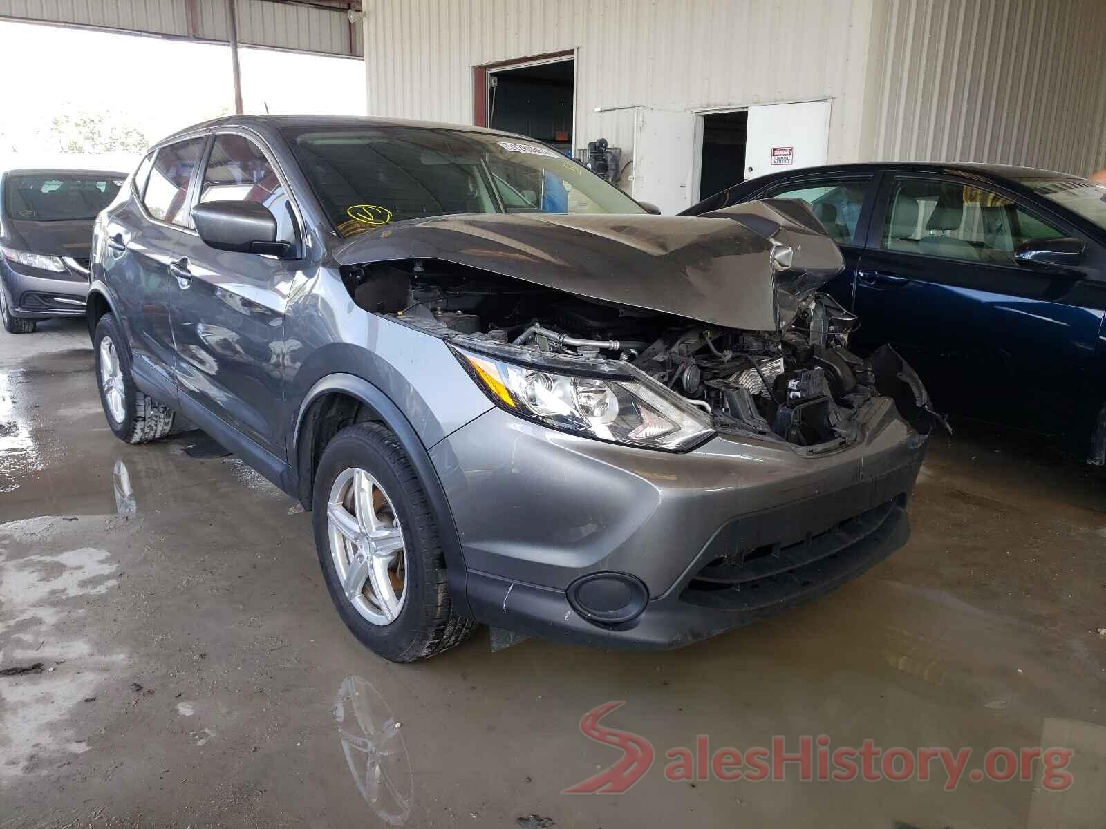 JN1BJ1CR8JW262274 2018 NISSAN ROGUE