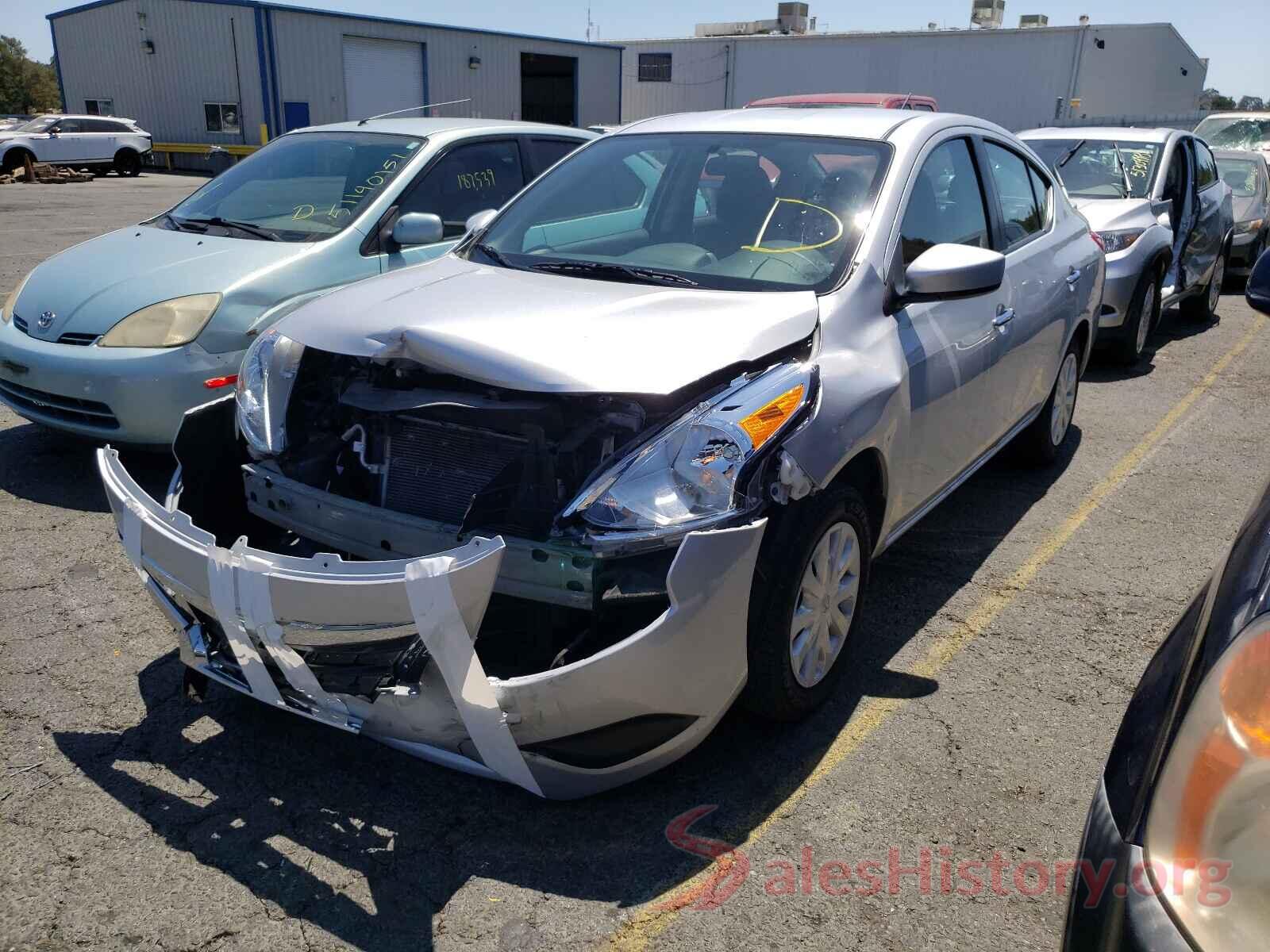 3N1CN7AP9KL817382 2019 NISSAN VERSA