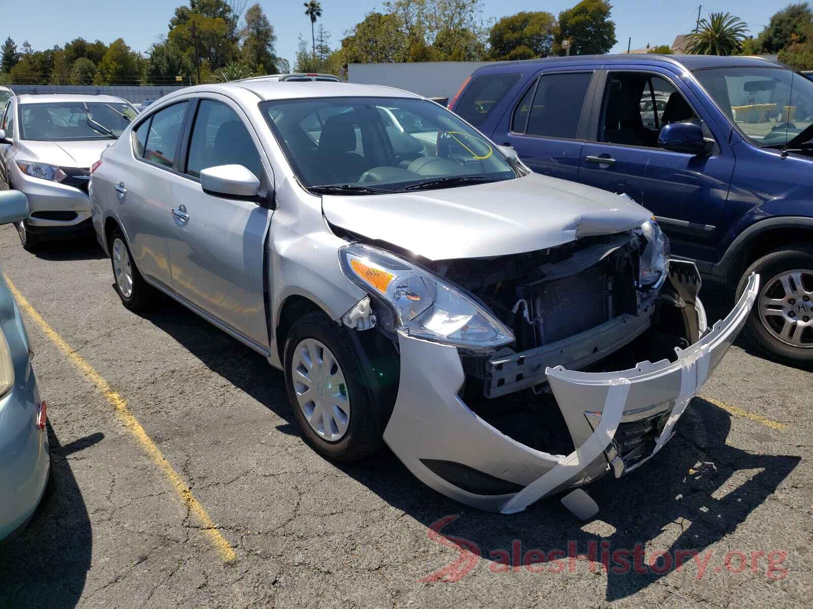 3N1CN7AP9KL817382 2019 NISSAN VERSA