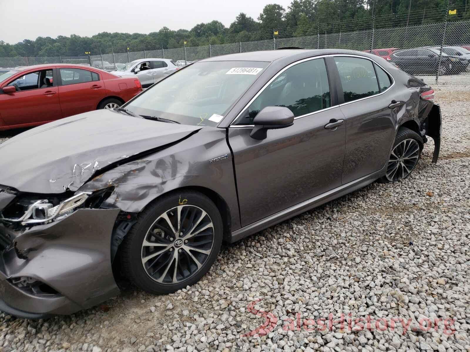 4T1B21HK6JU004252 2018 TOYOTA CAMRY