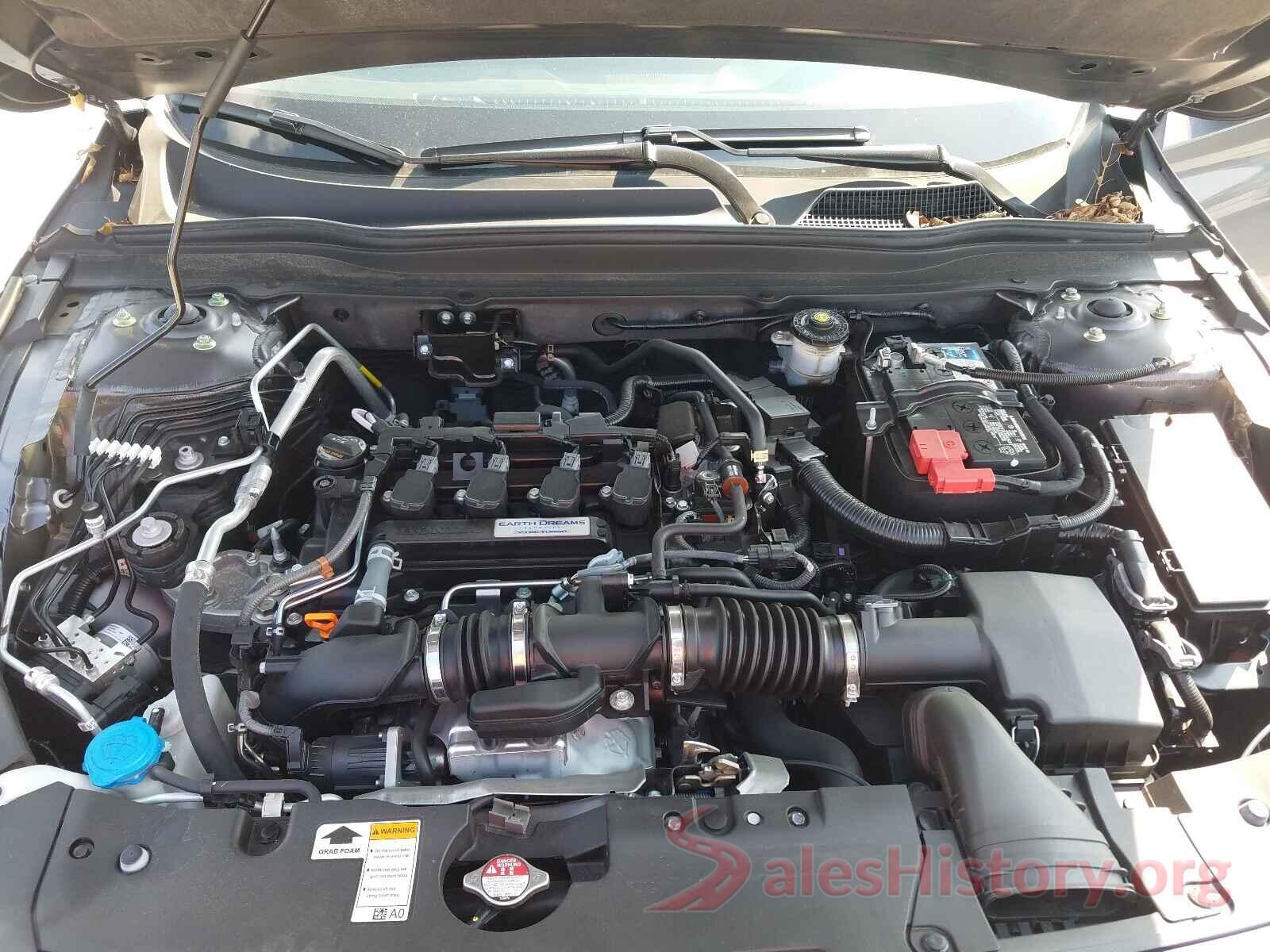 1HGCV1F33JA211972 2018 HONDA ACCORD