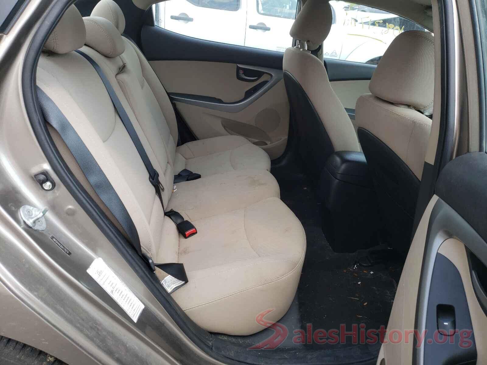 5NPDH4AE8GH770214 2016 HYUNDAI ELANTRA