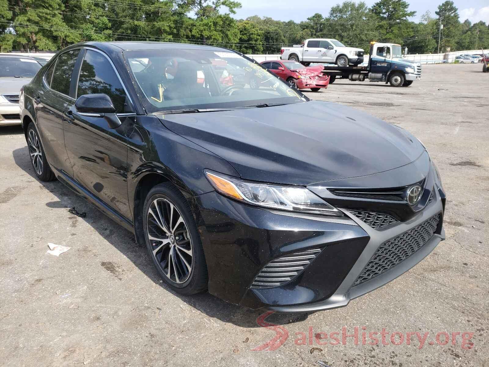 4T1B11HKXJU136546 2018 TOYOTA CAMRY