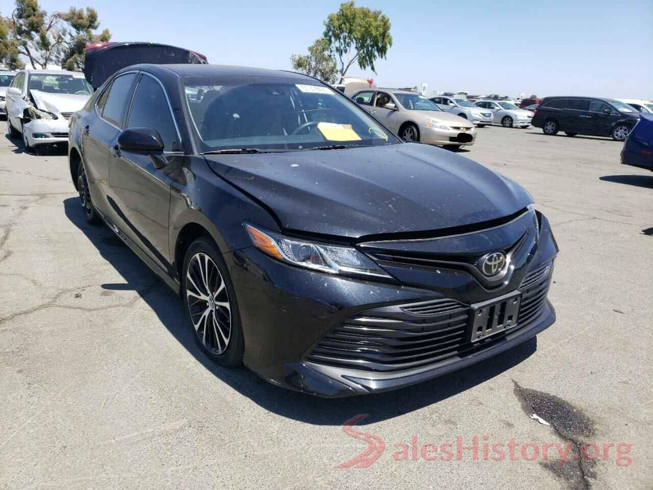 JTNB11HK8J3043448 2018 TOYOTA CAMRY