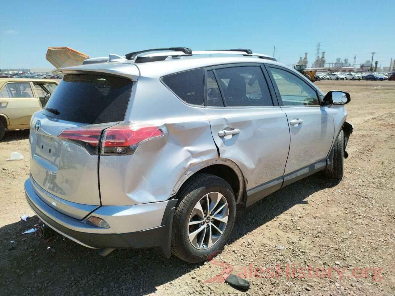 JTMRJREV7JD231467 2018 TOYOTA RAV4