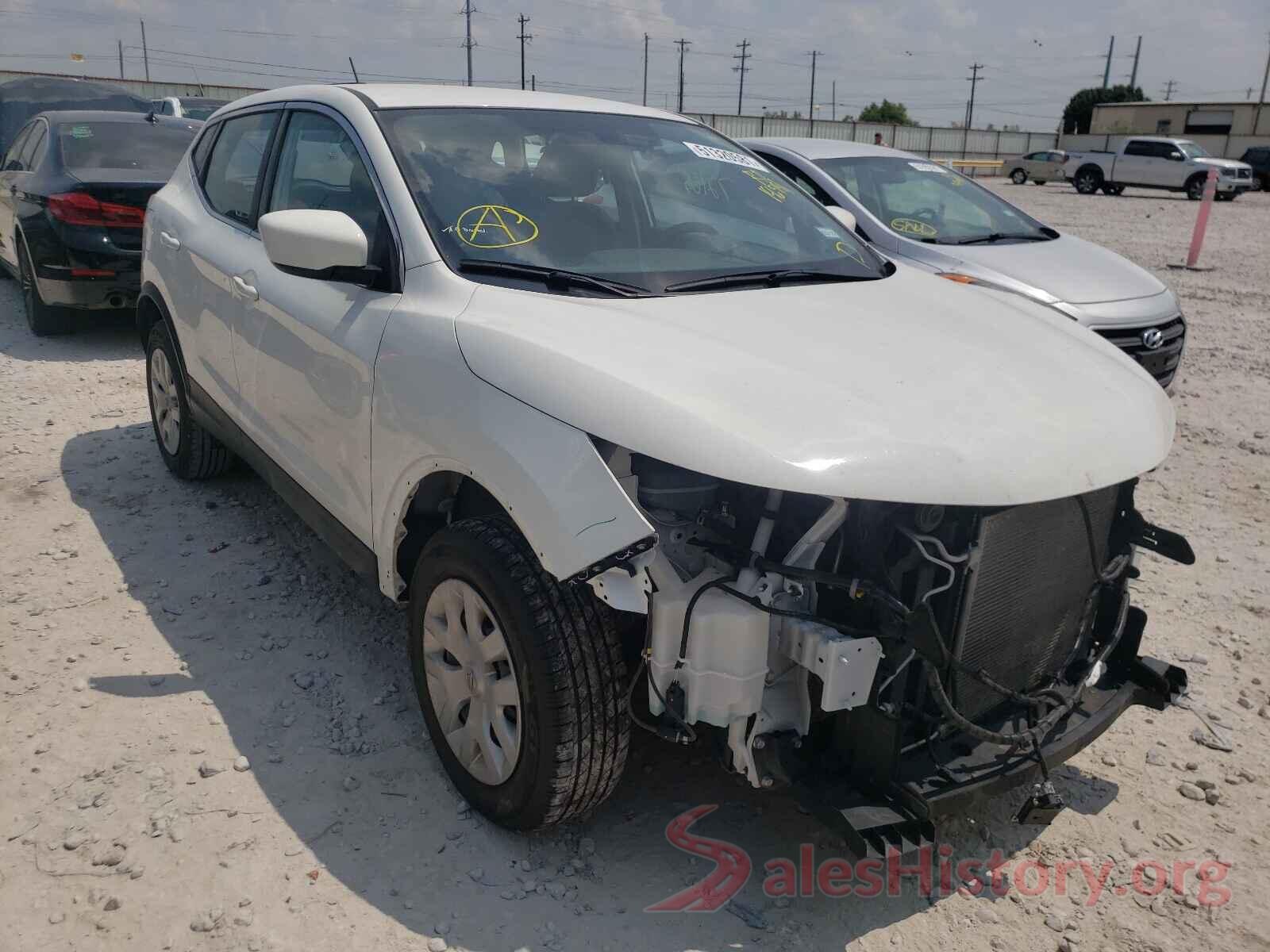 JN1BJ1CP4JW156791 2018 NISSAN ROGUE