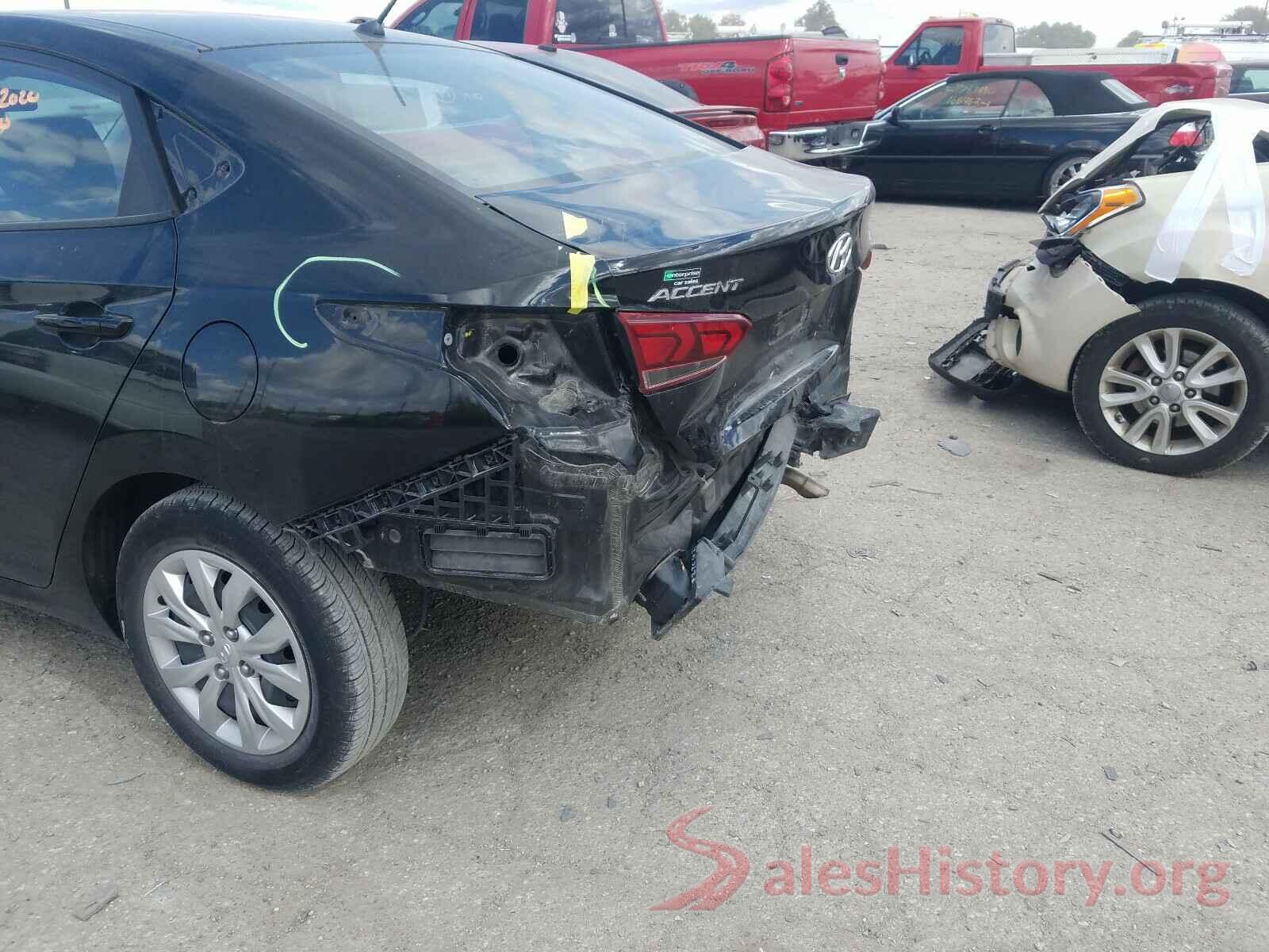 3KPC24A35JE009261 2018 HYUNDAI ACCENT