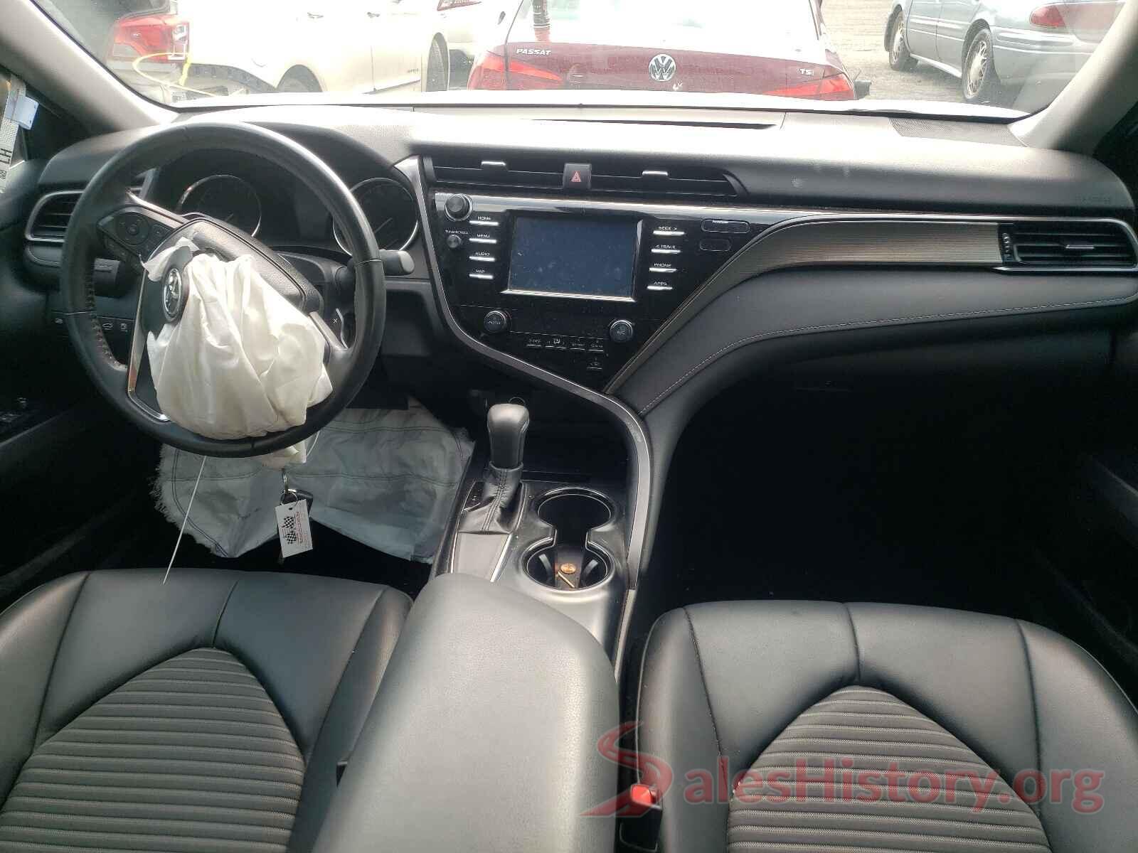 4T1B11HK0KU698621 2019 TOYOTA CAMRY