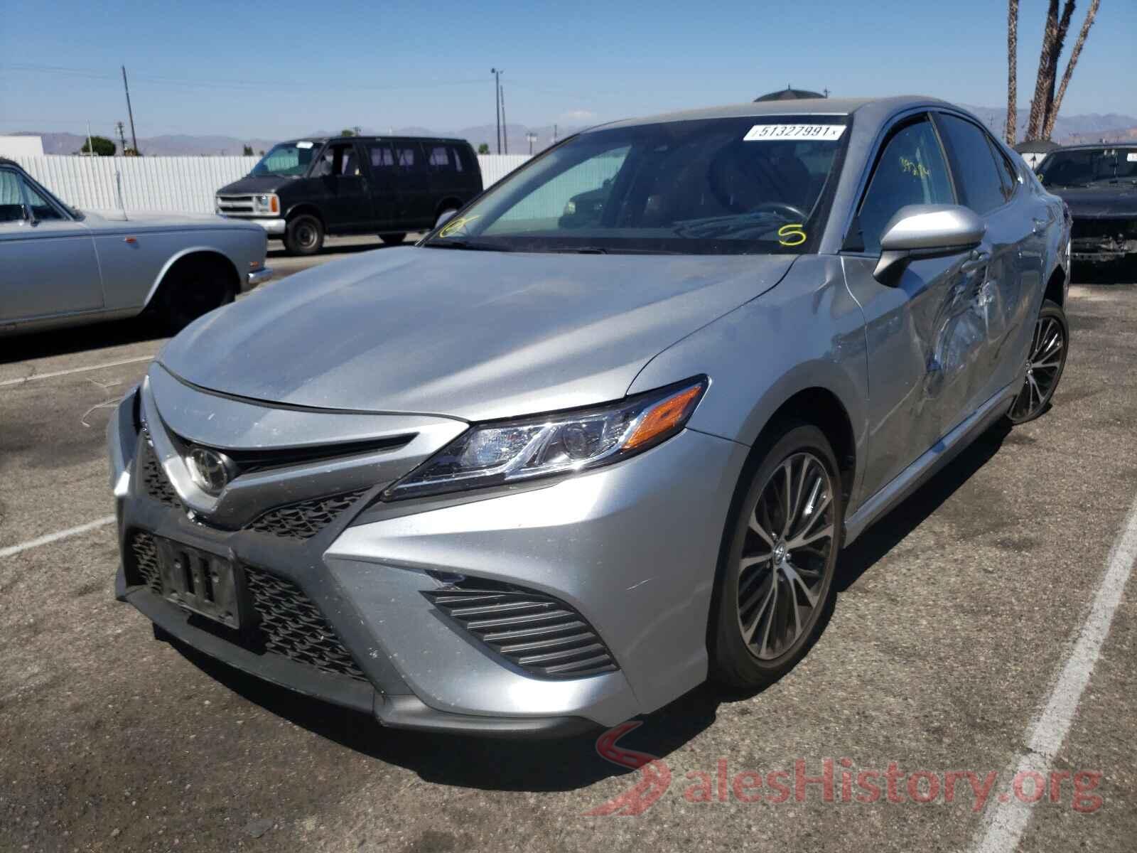 4T1B11HK8JU654283 2018 TOYOTA CAMRY