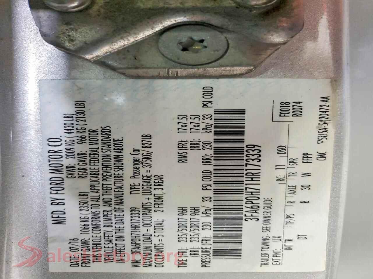2017 FORD FUSION VIN 3FA6P0H71HR173339, trunk area