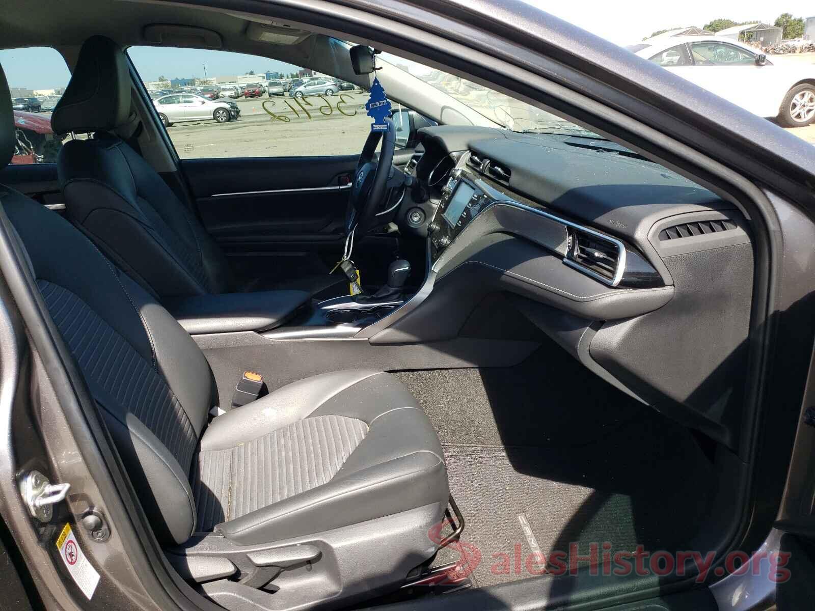 4T1B11HKXJU092905 2018 TOYOTA CAMRY