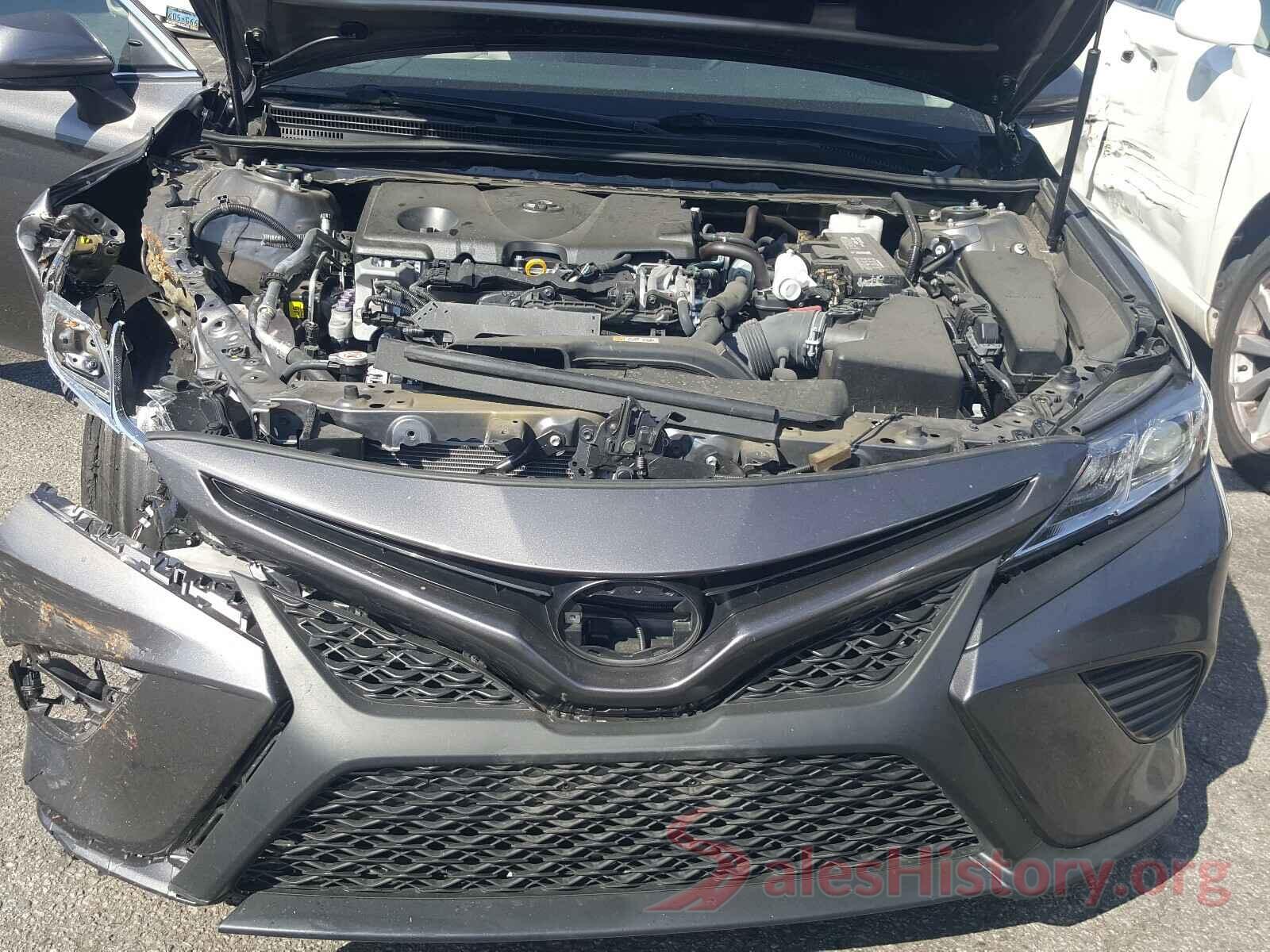 4T1B11HKXJU067356 2018 TOYOTA CAMRY