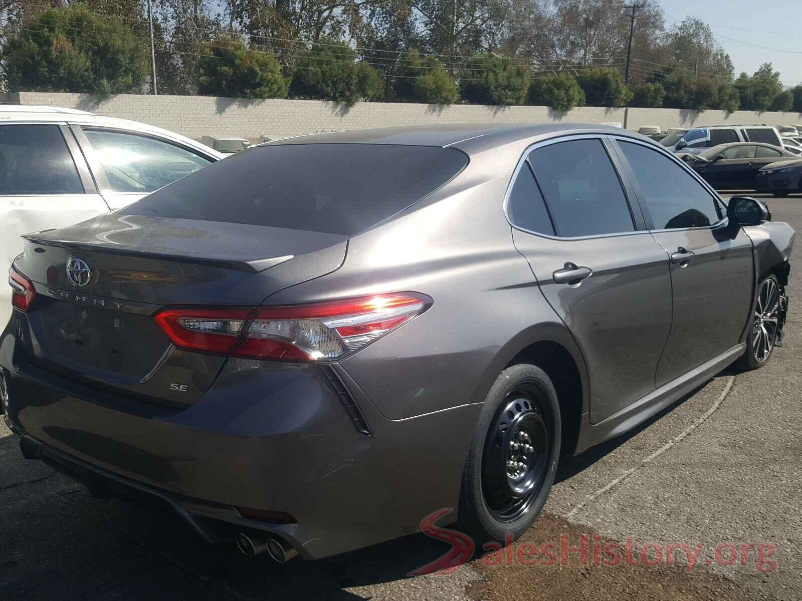 4T1B11HKXJU067356 2018 TOYOTA CAMRY