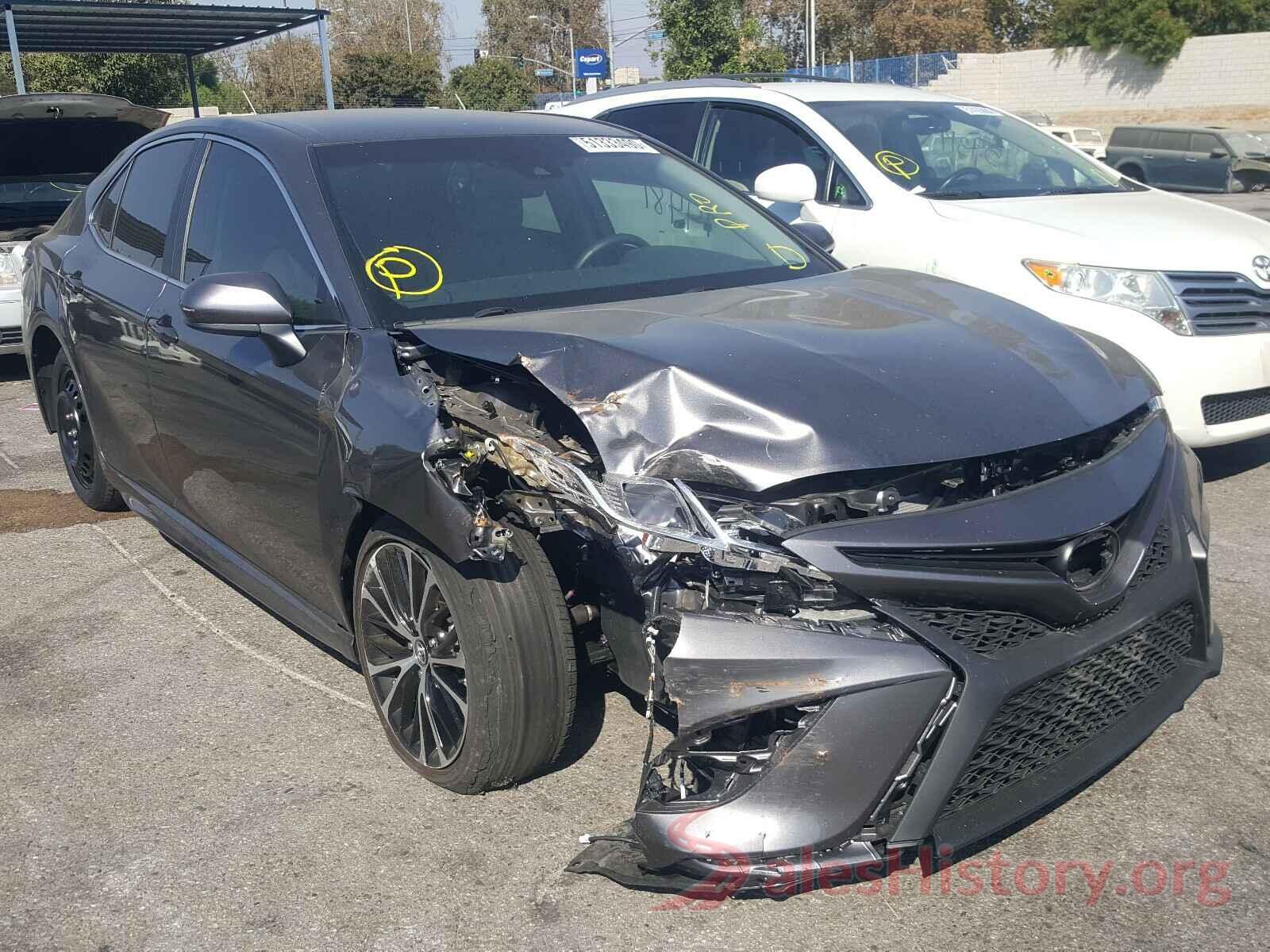 4T1B11HKXJU067356 2018 TOYOTA CAMRY