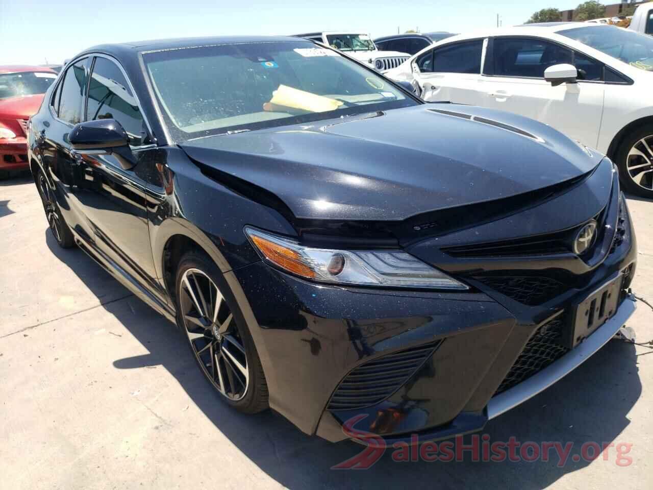 4T1B61HK8JU113820 2018 TOYOTA CAMRY