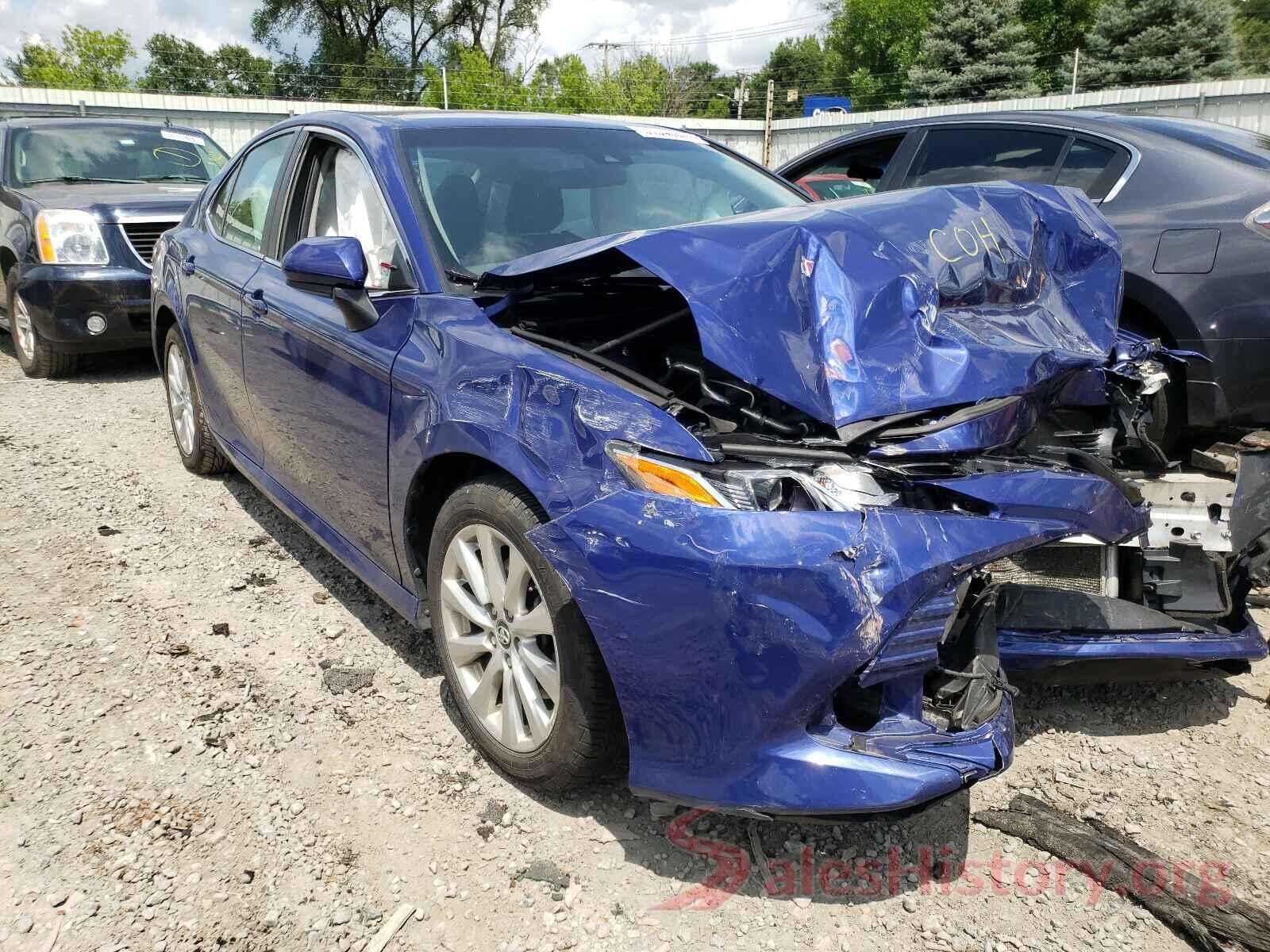 4T1B11HK5JU559891 2018 TOYOTA CAMRY