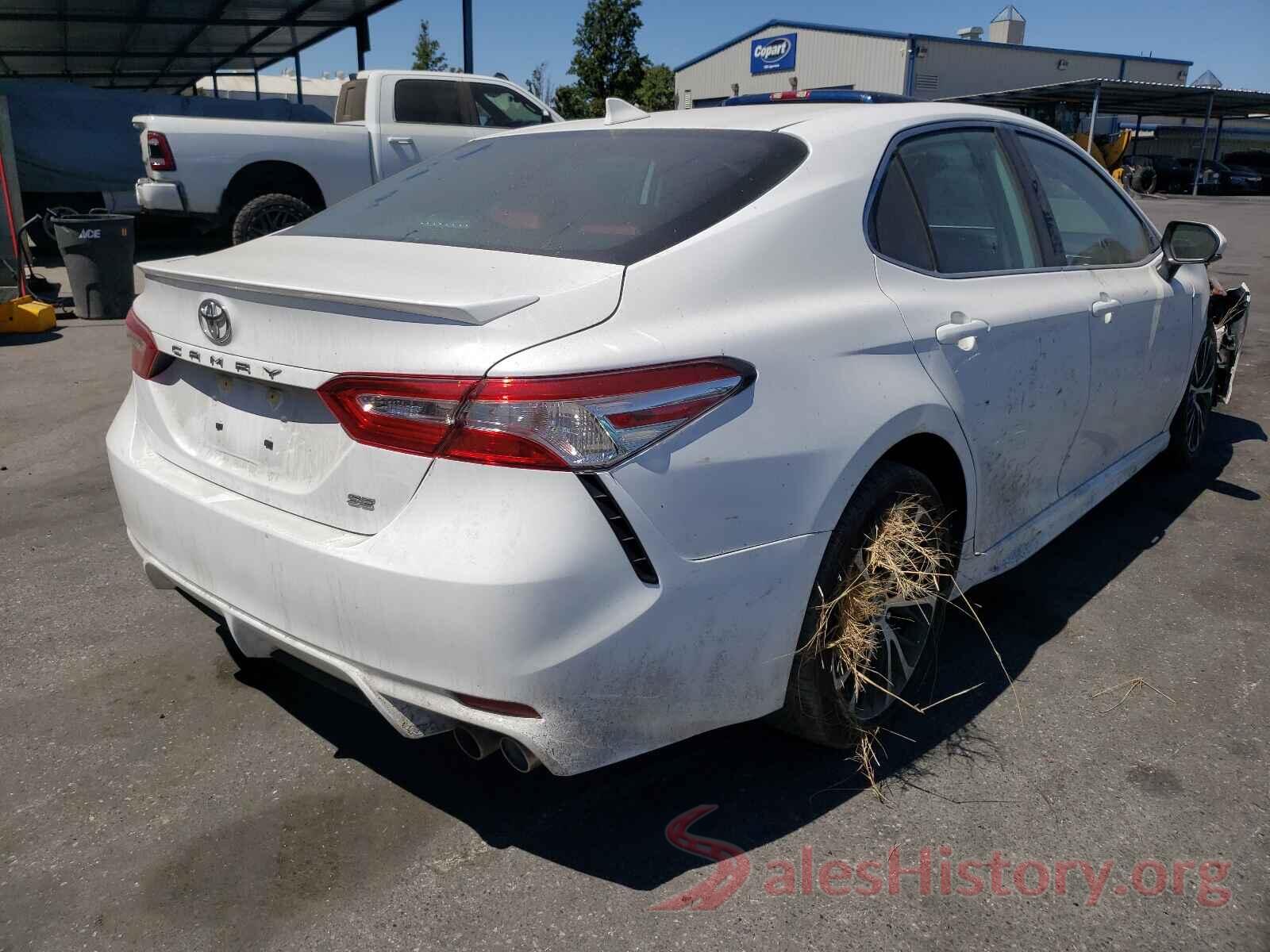 4T1G11AK4LU964031 2020 TOYOTA CAMRY