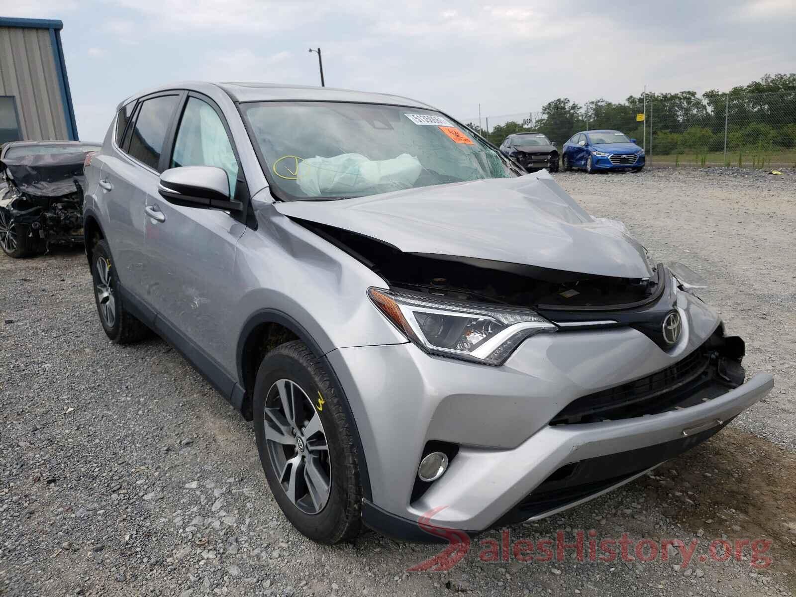 2T3RFREV5JW696351 2018 TOYOTA RAV4