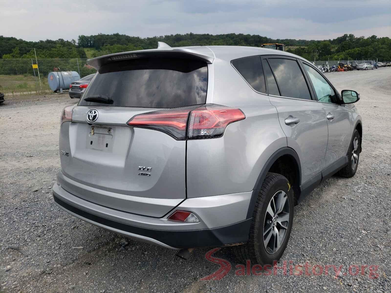 2T3RFREV5JW696351 2018 TOYOTA RAV4