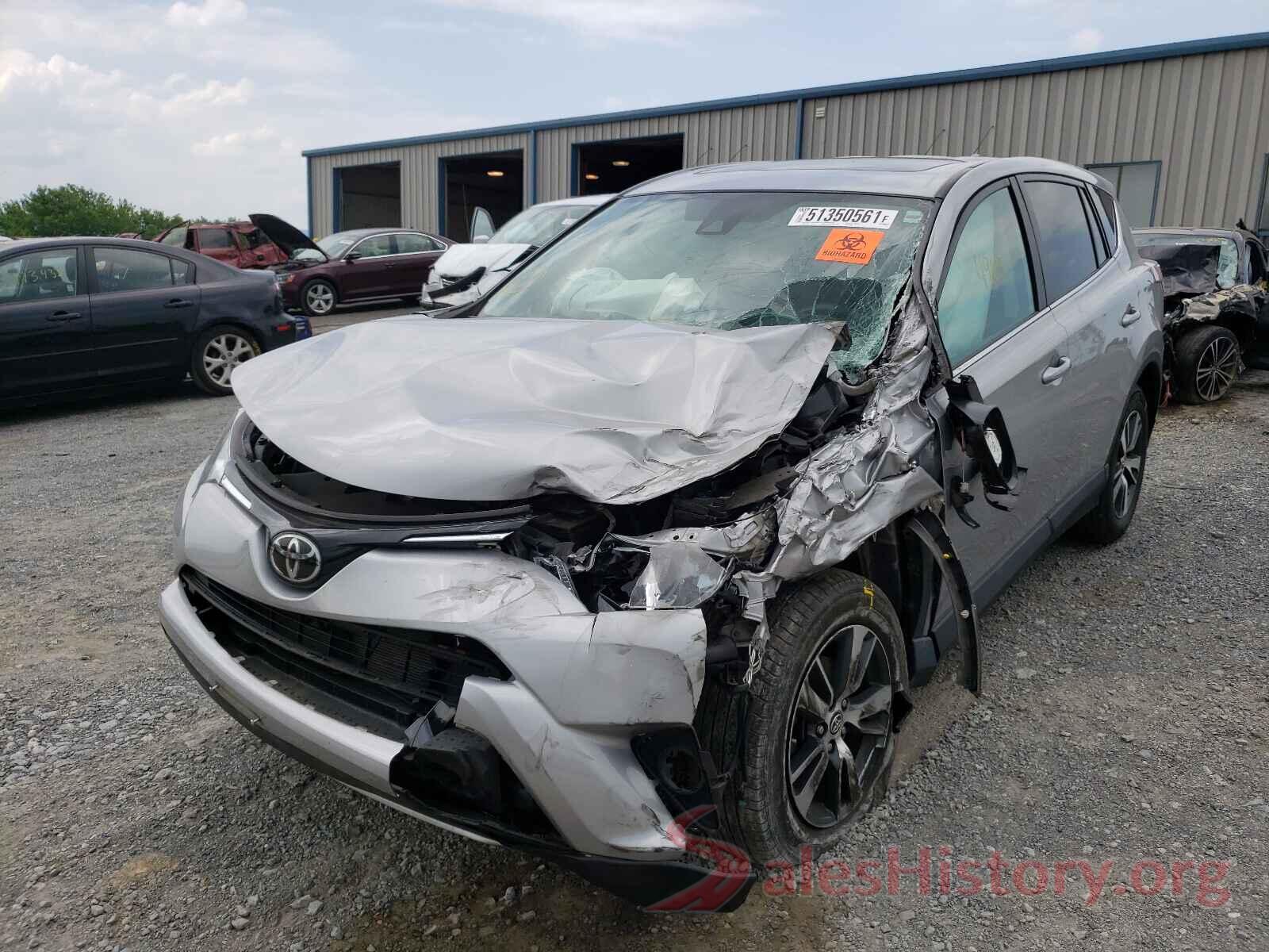 2T3RFREV5JW696351 2018 TOYOTA RAV4