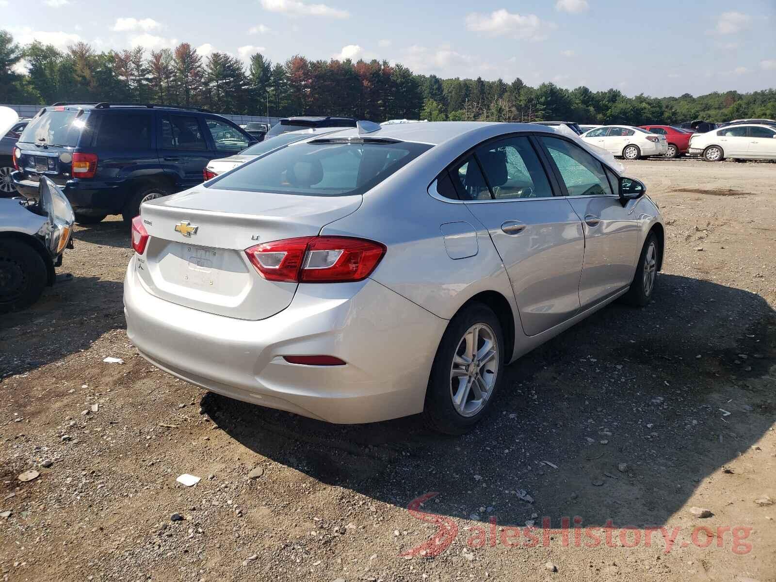 1G1BE5SM9J7189935 2018 CHEVROLET CRUZE