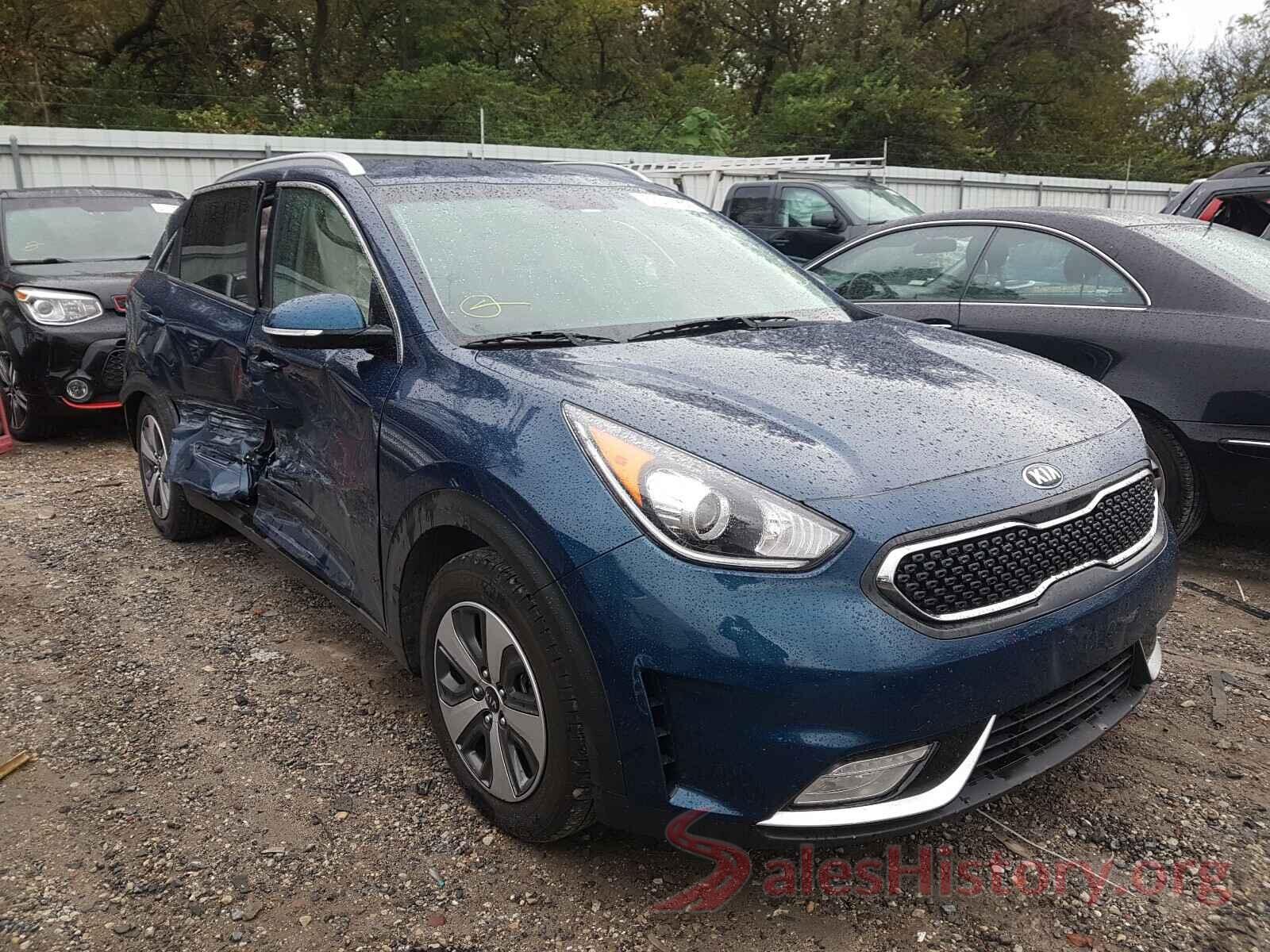 KNDCC3LC4J5176291 2018 KIA NIRO