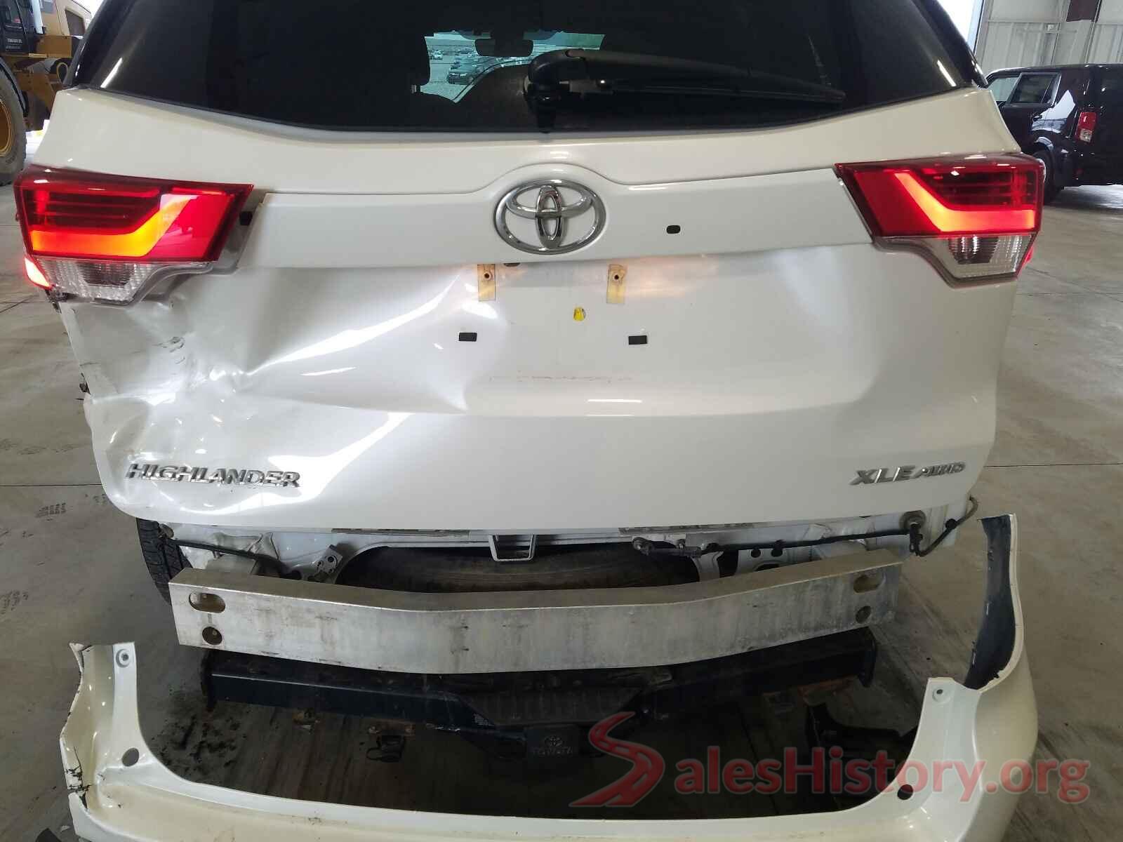 5TDJZRFH6KS589390 2019 TOYOTA HIGHLANDER