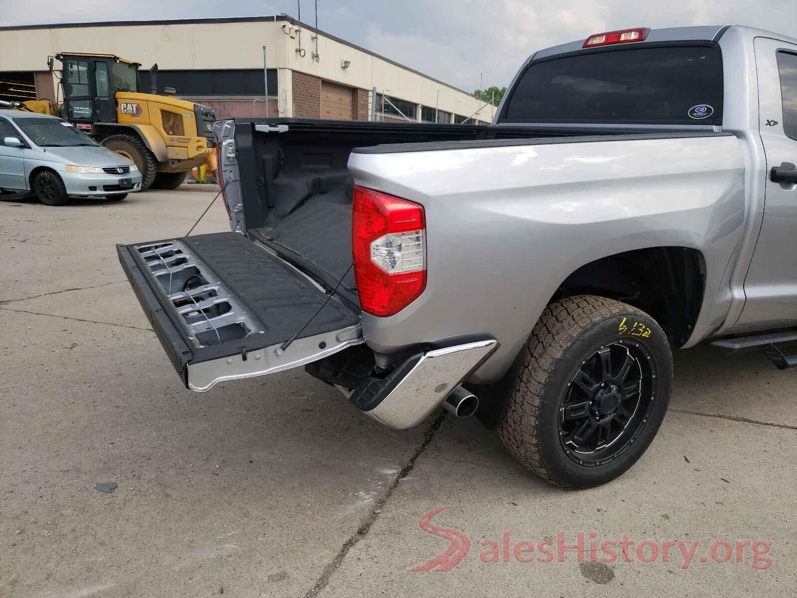 5TFDW5F1XJX758675 2018 TOYOTA TUNDRA