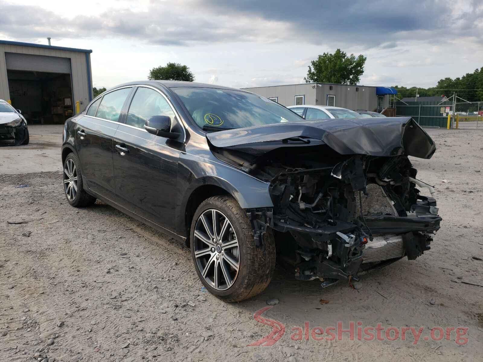 LYV402TK8HB131430 2017 VOLVO S60