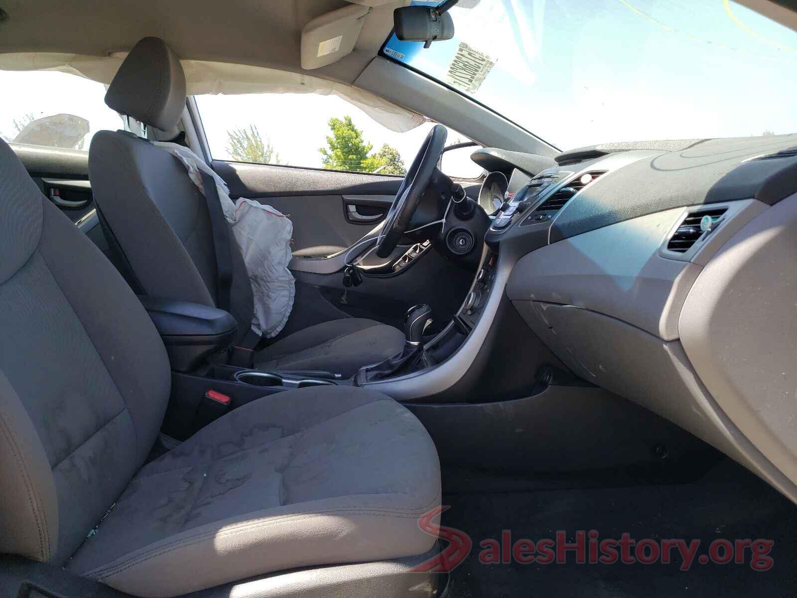 5NPDH4AE8GH673465 2016 HYUNDAI ELANTRA