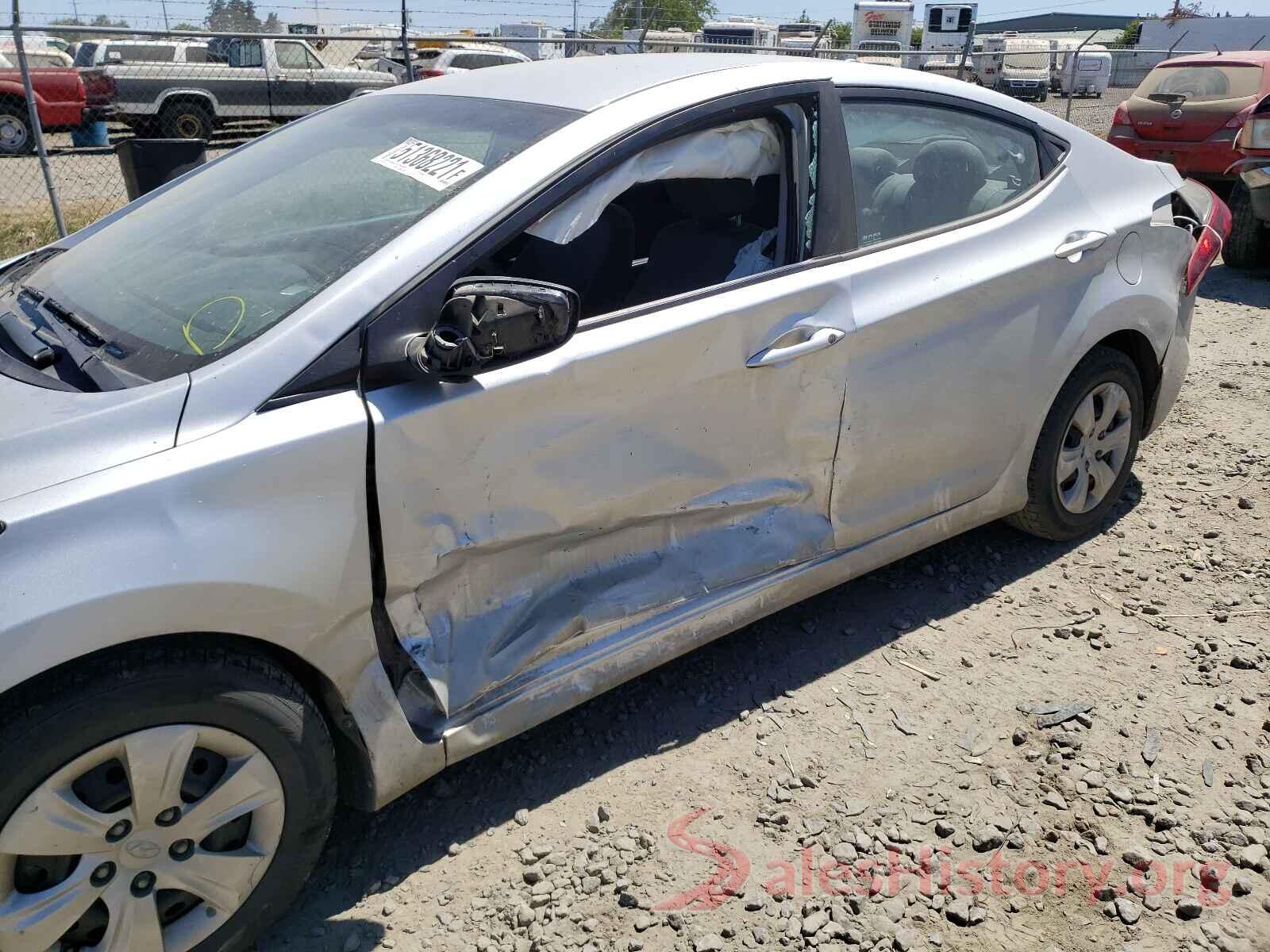 5NPDH4AE8GH673465 2016 HYUNDAI ELANTRA