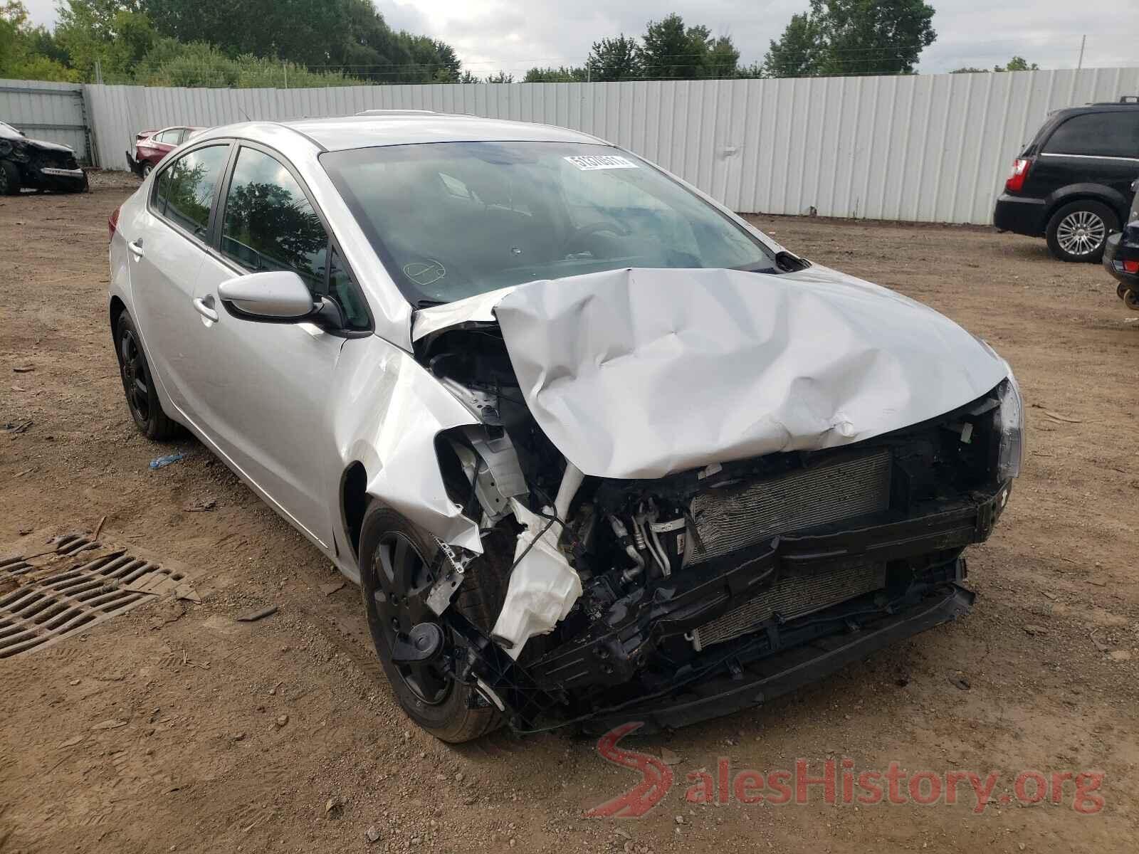 3KPFK4A75HE153306 2017 KIA FORTE