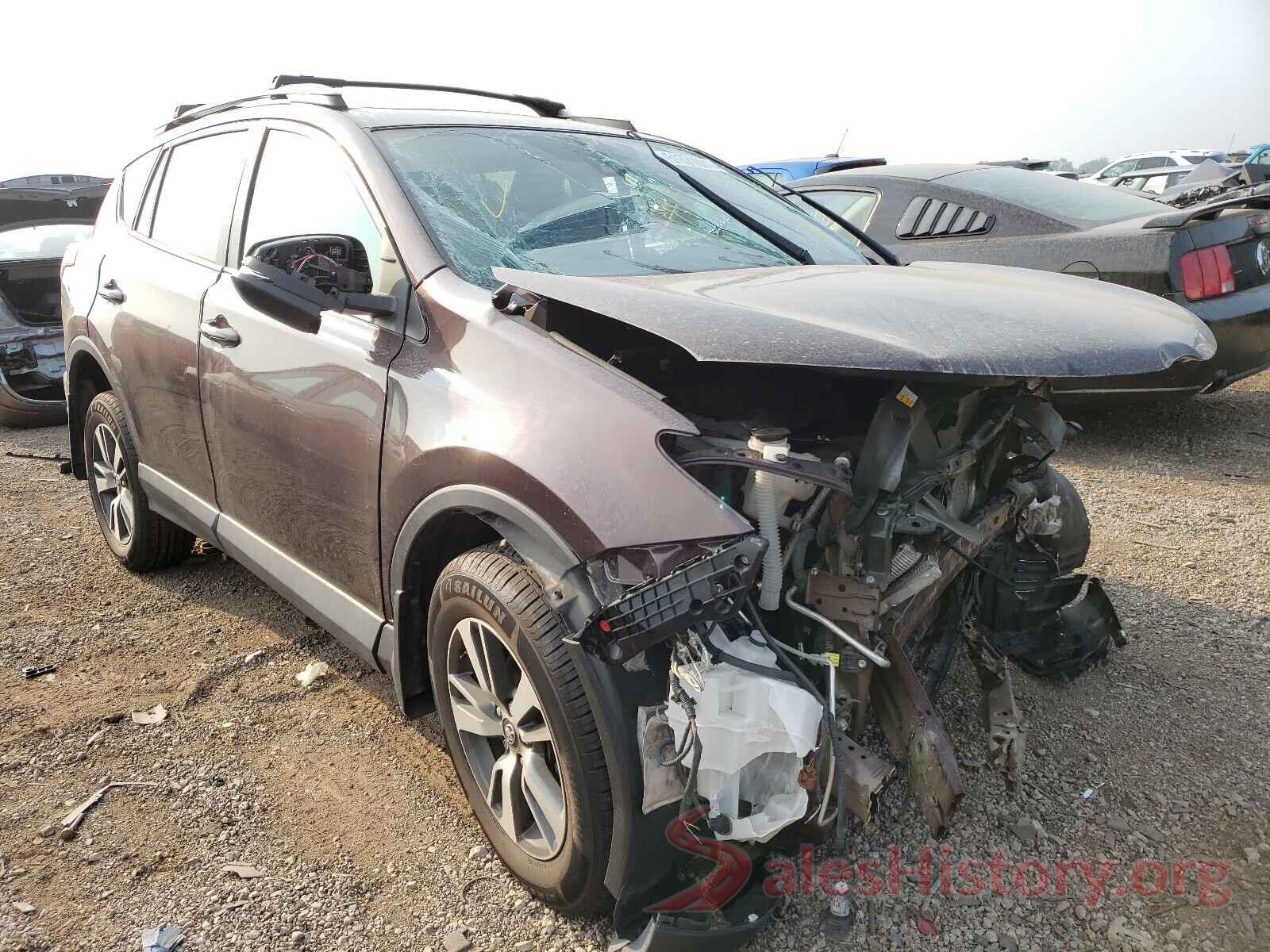 2T3RFREV7HW574682 2017 TOYOTA RAV4