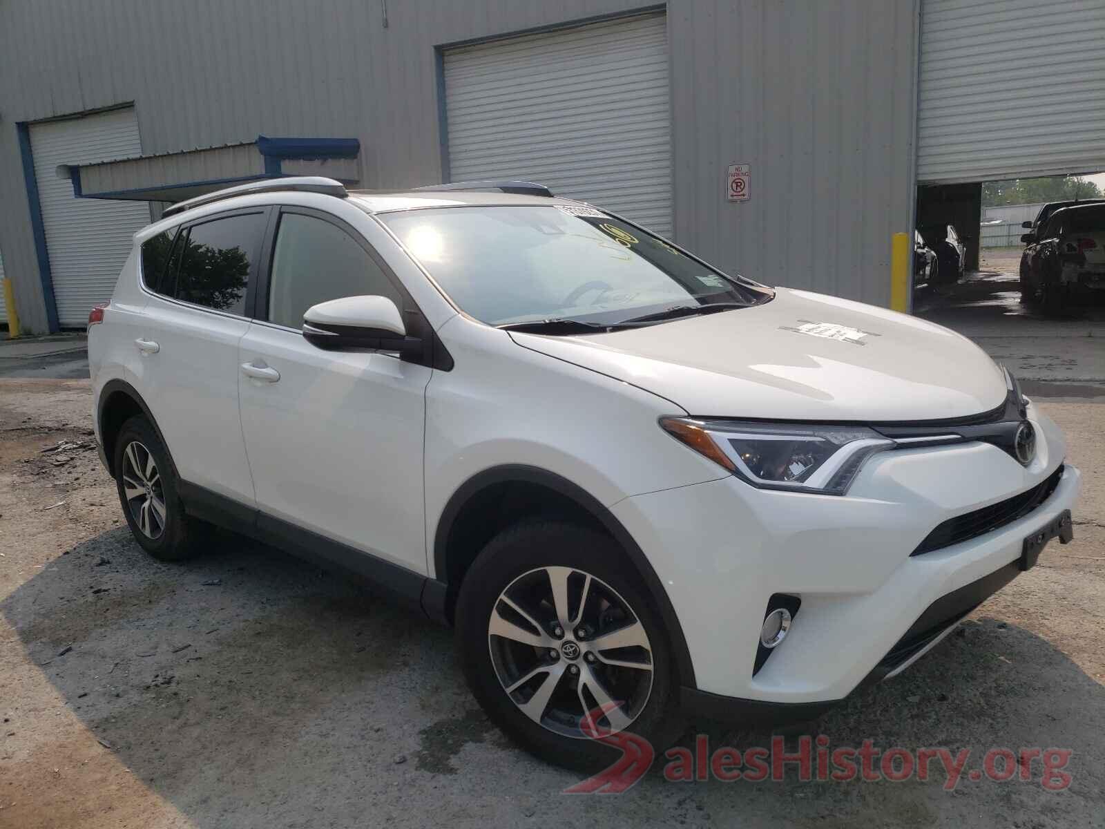 JTMRFREV7JJ227597 2018 TOYOTA RAV4