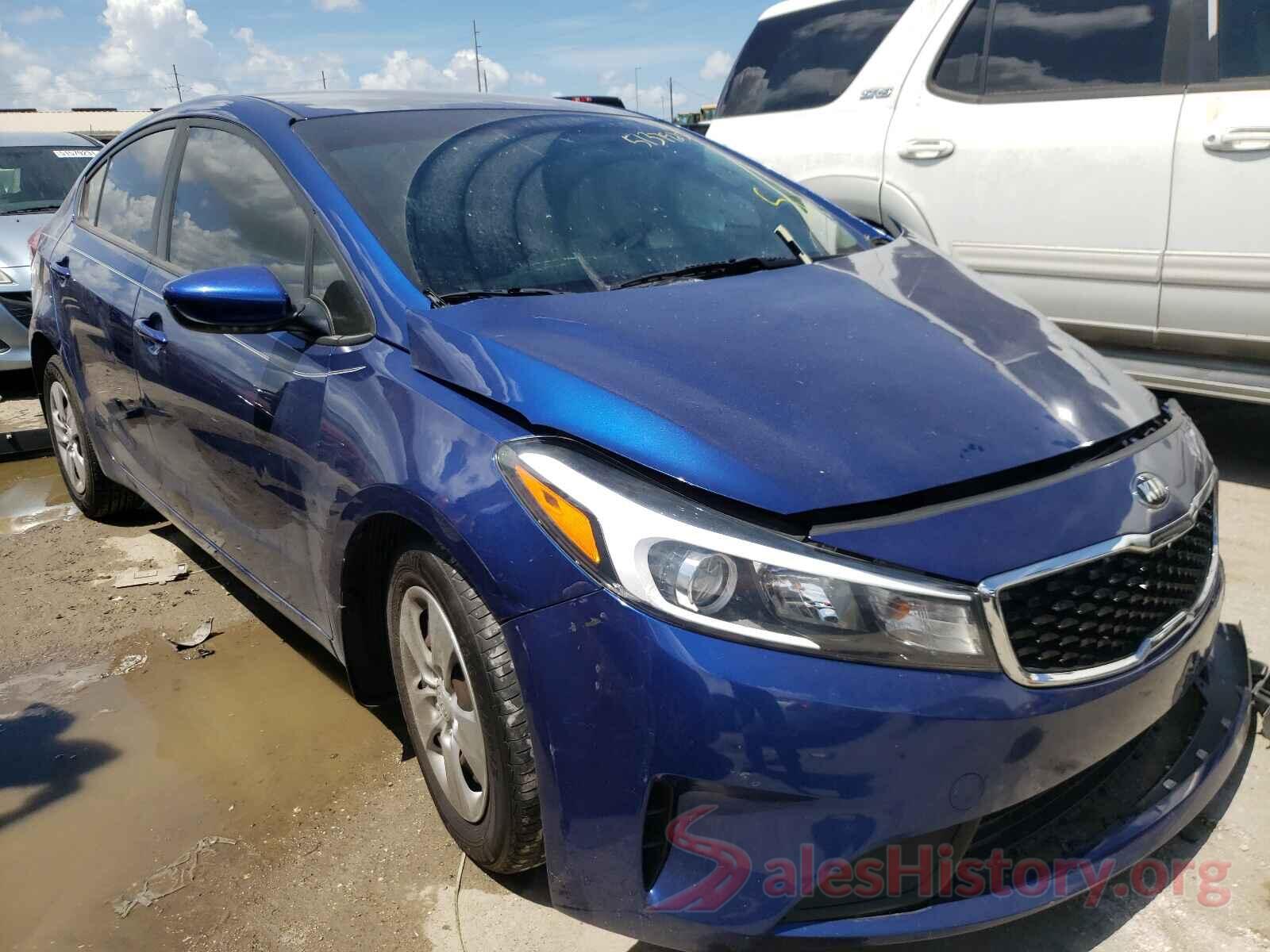 3KPFK4A70JE270992 2018 KIA FORTE