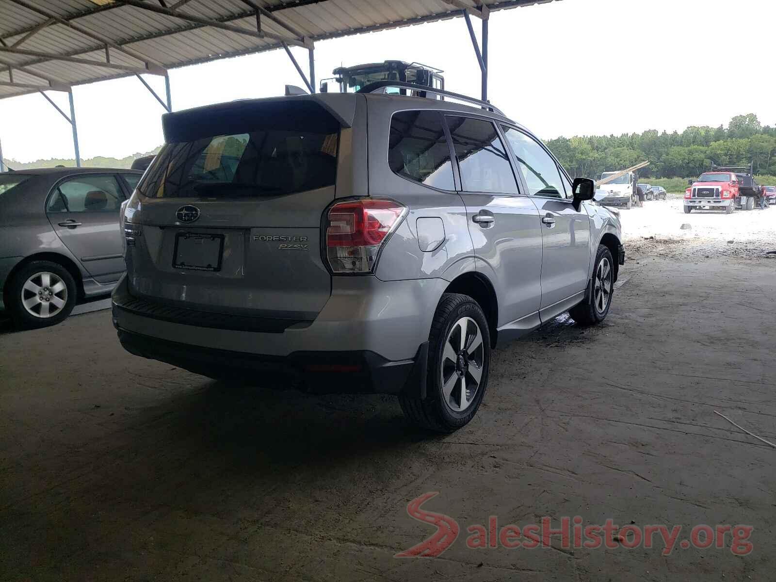 JF2SJAGC0HH568646 2017 SUBARU FORESTER