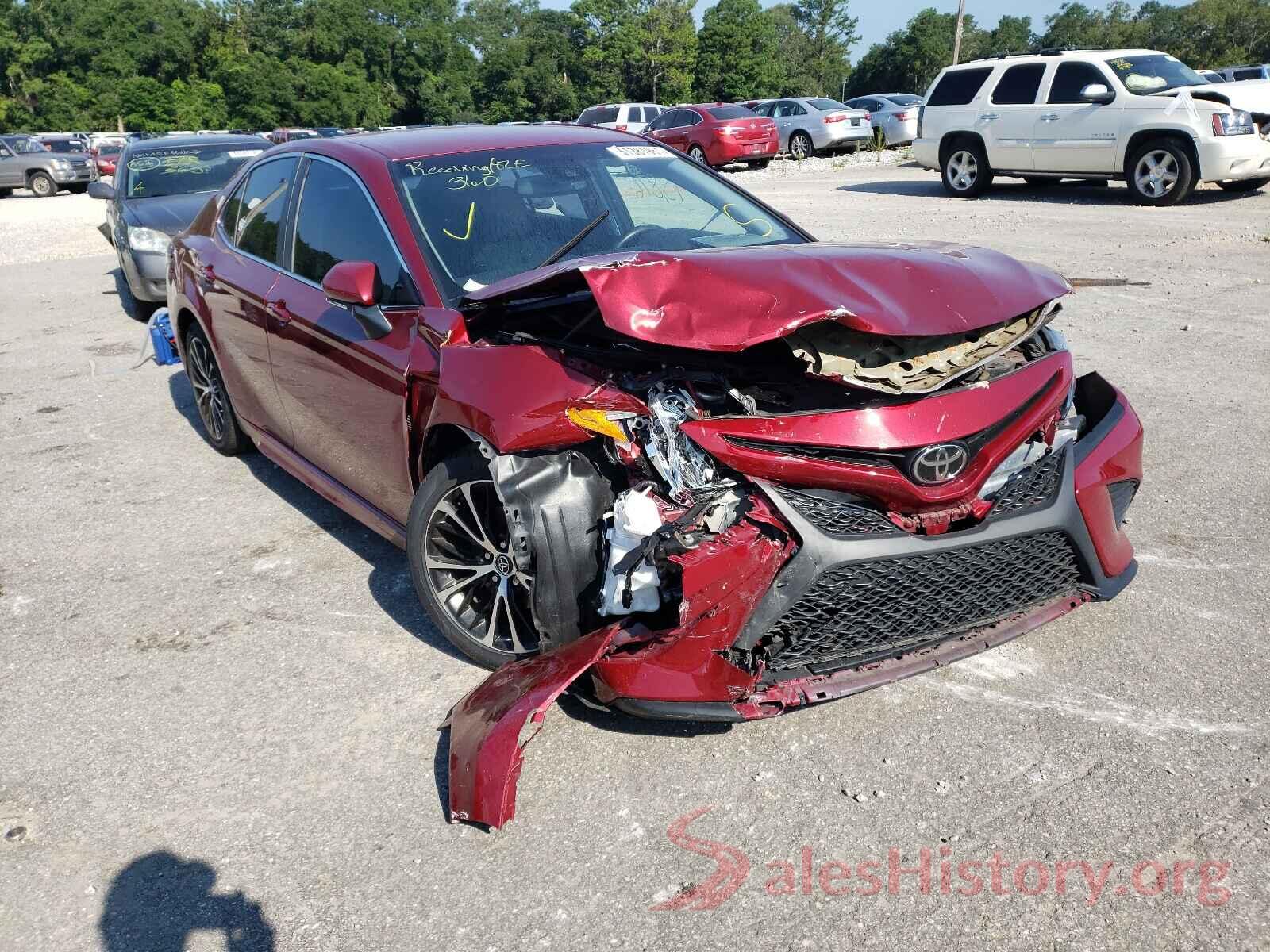 4T1B11HK2JU545169 2018 TOYOTA CAMRY