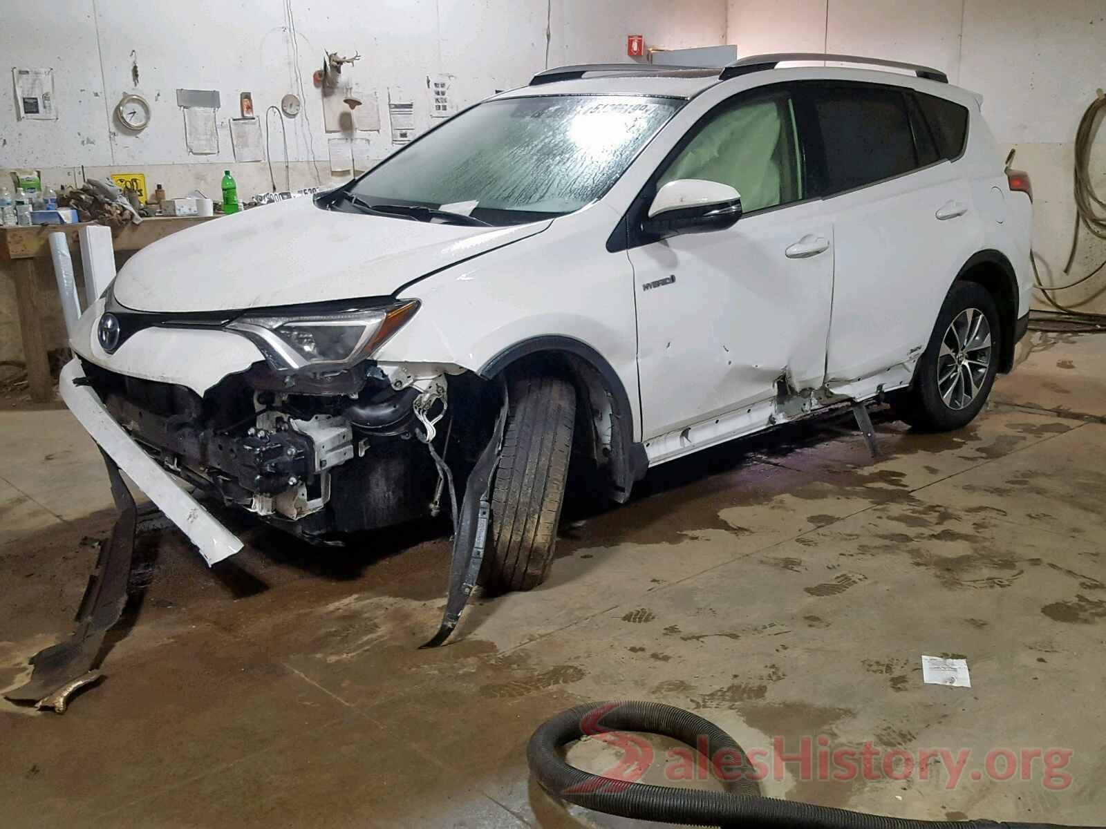 JTMRJREV5GD044110 2016 TOYOTA RAV4