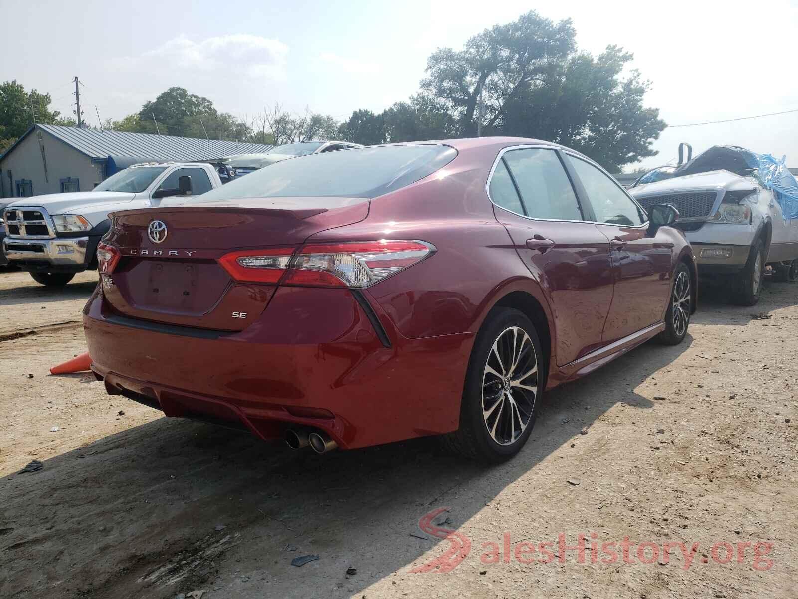 4T1B11HK5JU515759 2018 TOYOTA CAMRY