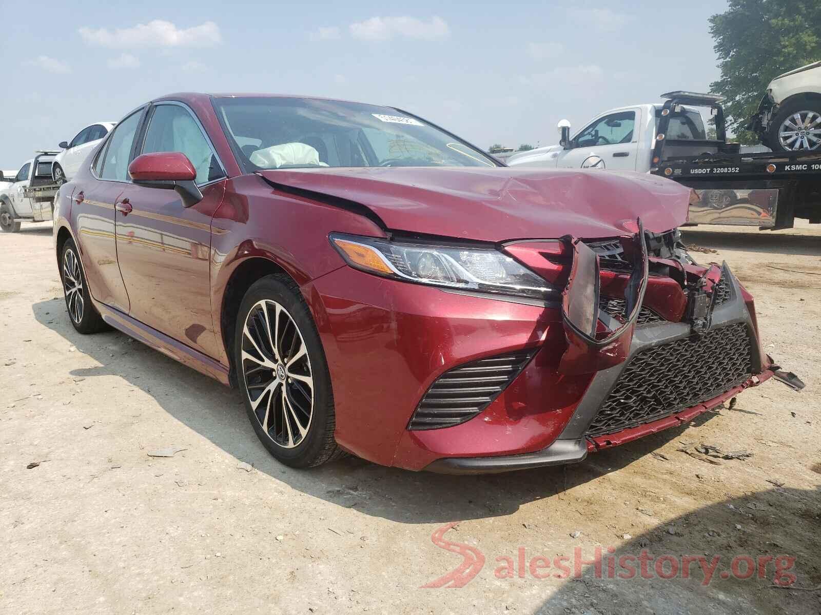 4T1B11HK5JU515759 2018 TOYOTA CAMRY