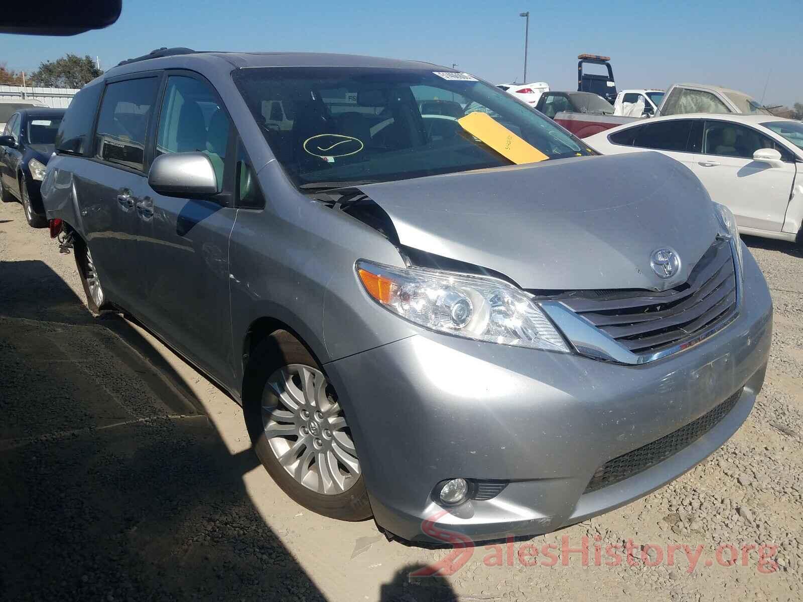 5TDYZ3DC9HS833562 2017 TOYOTA SIENNA